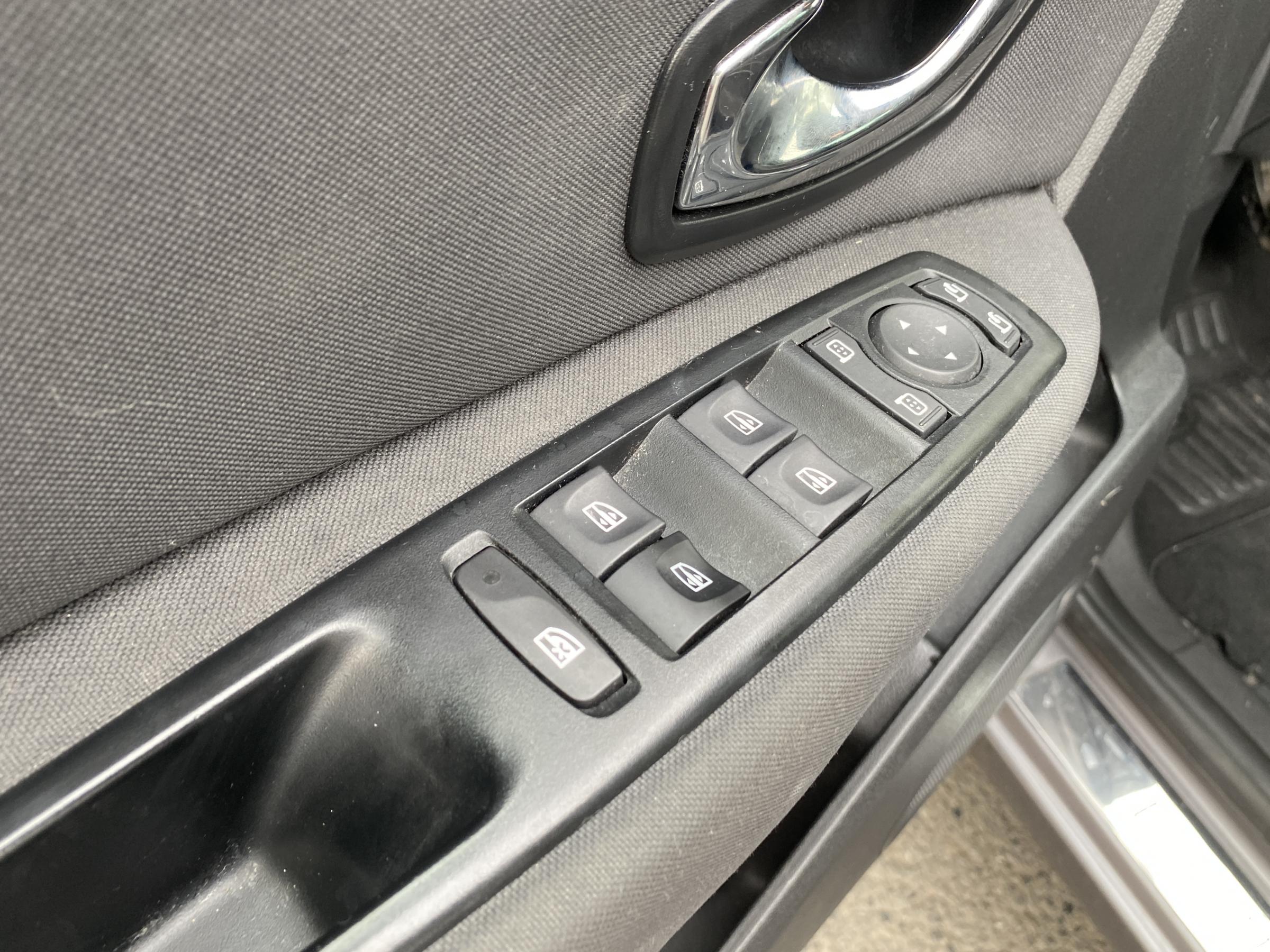 Renault Scénic, 2015 - pohled č. 13