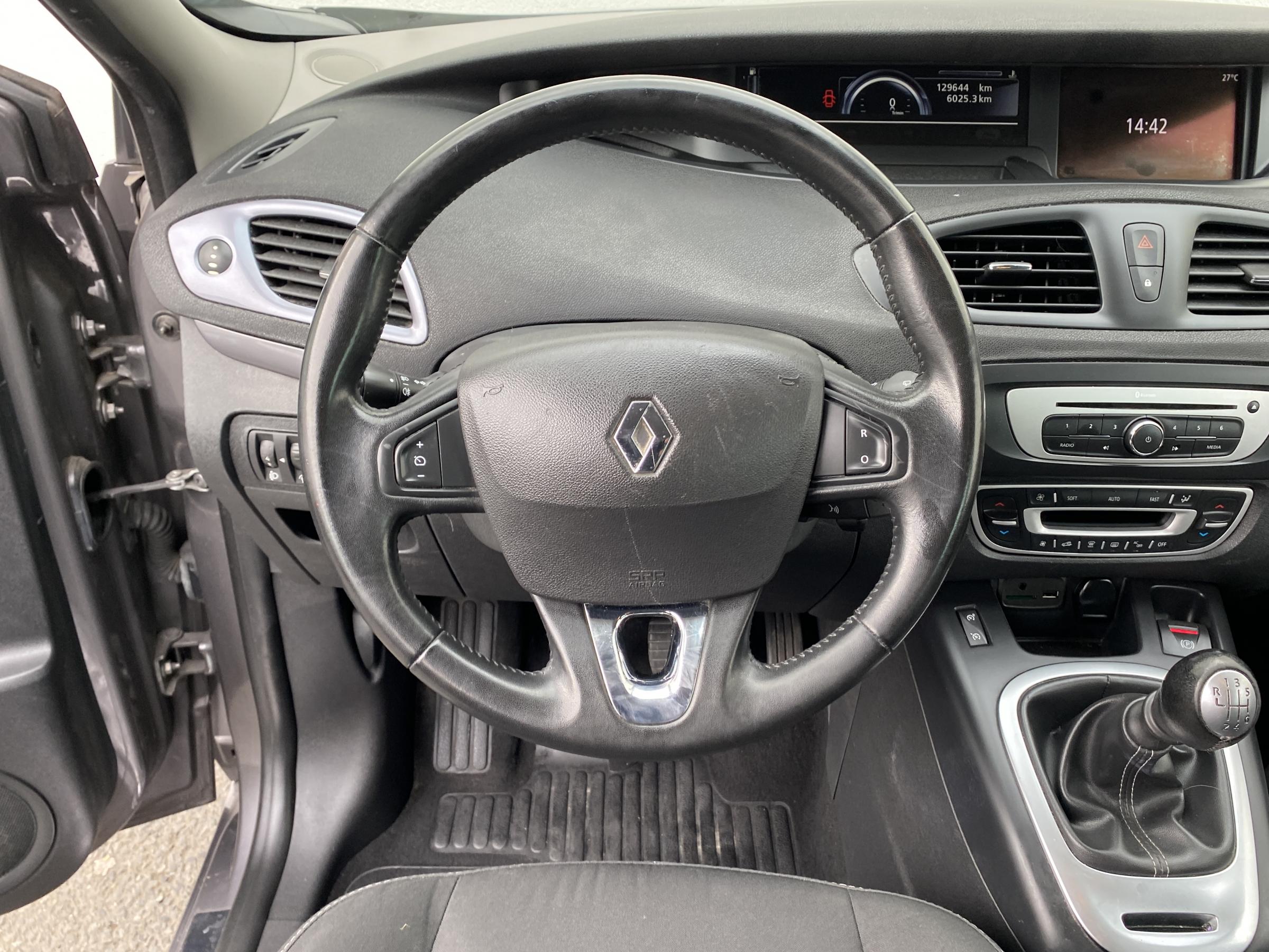 Renault Scénic, 2015 - pohled č. 9