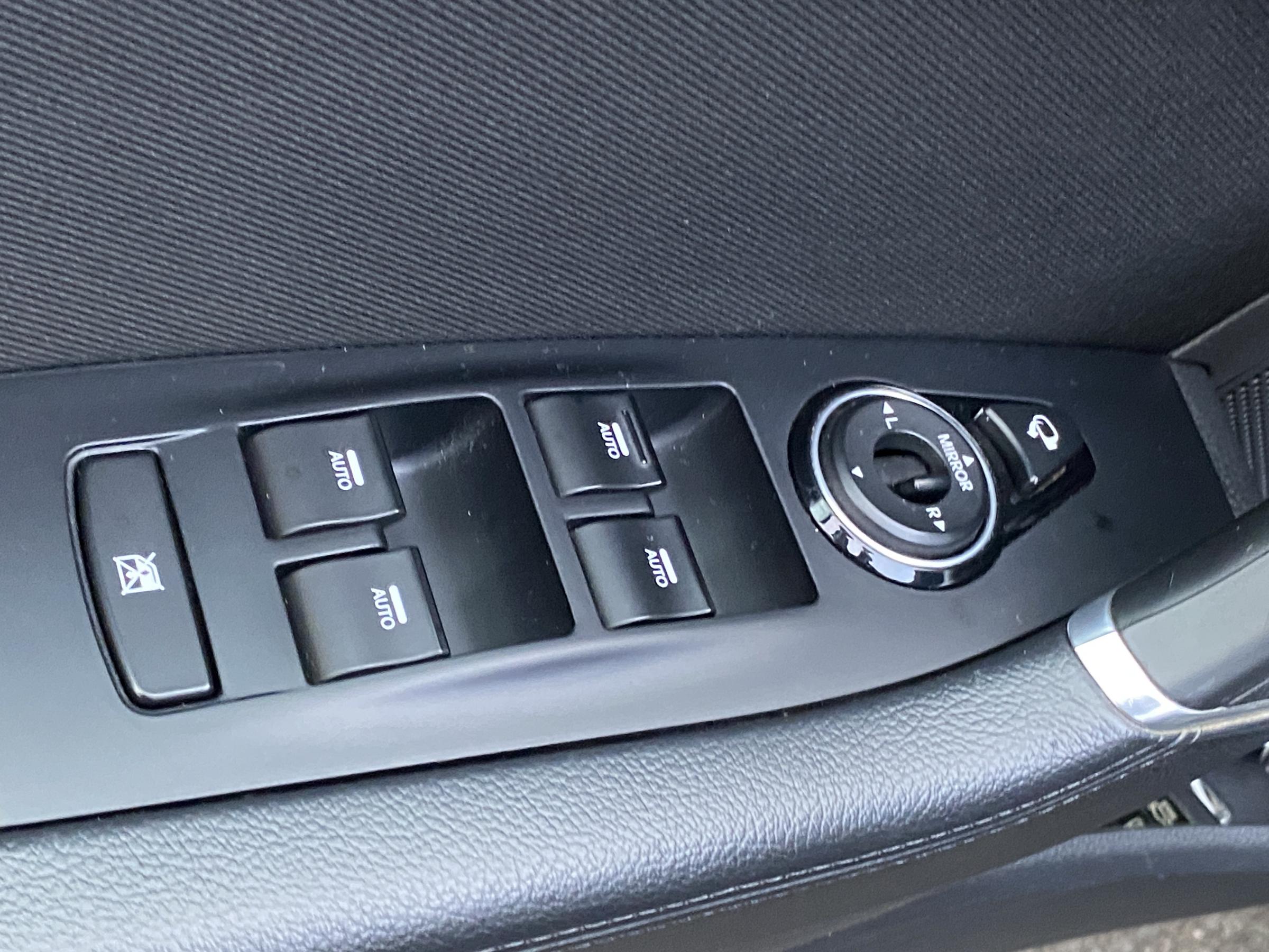 Hyundai i40, 2016 - pohled č. 12