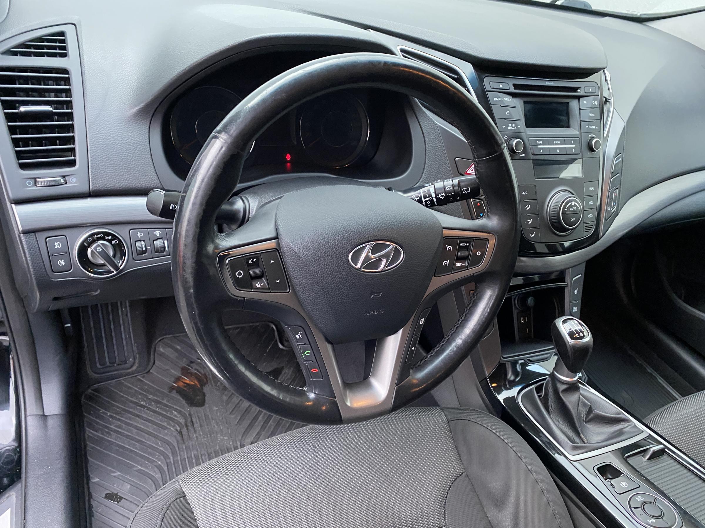 Hyundai i40, 2016 - pohled č. 14