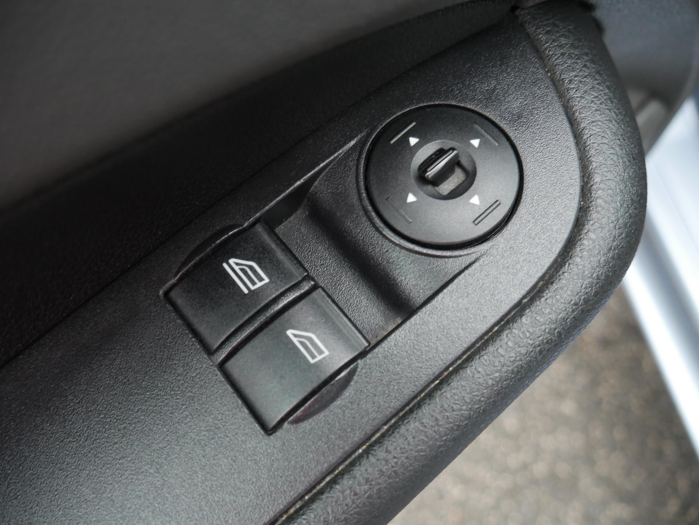 Ford Focus, 2007 - pohled č. 12