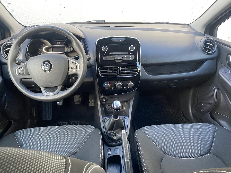 Renault Clio 1.2i 