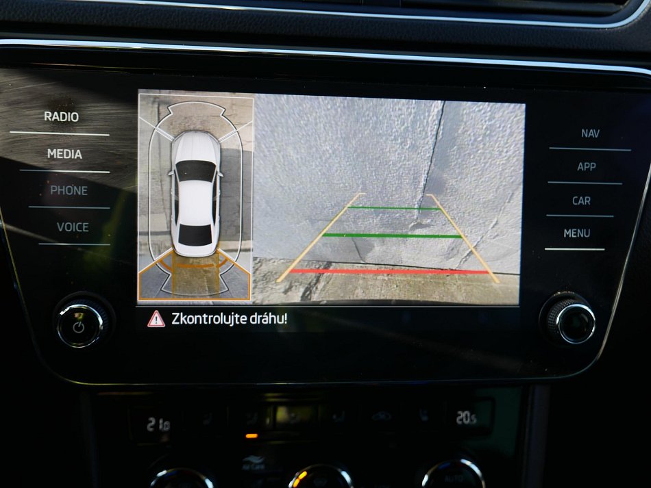 Škoda Superb III 2.0 TDi L&K