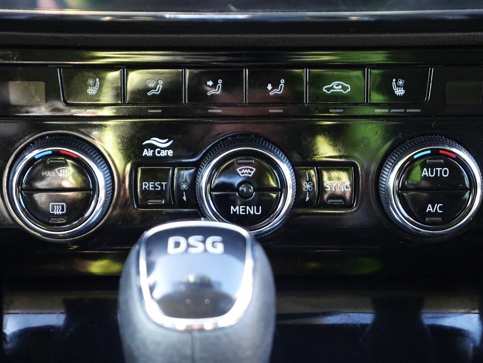 Škoda Superb III 2.0 TDi L&K