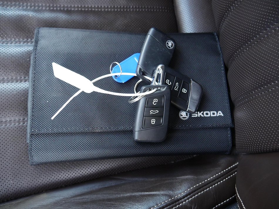 Škoda Superb III 2.0 TDi L&K