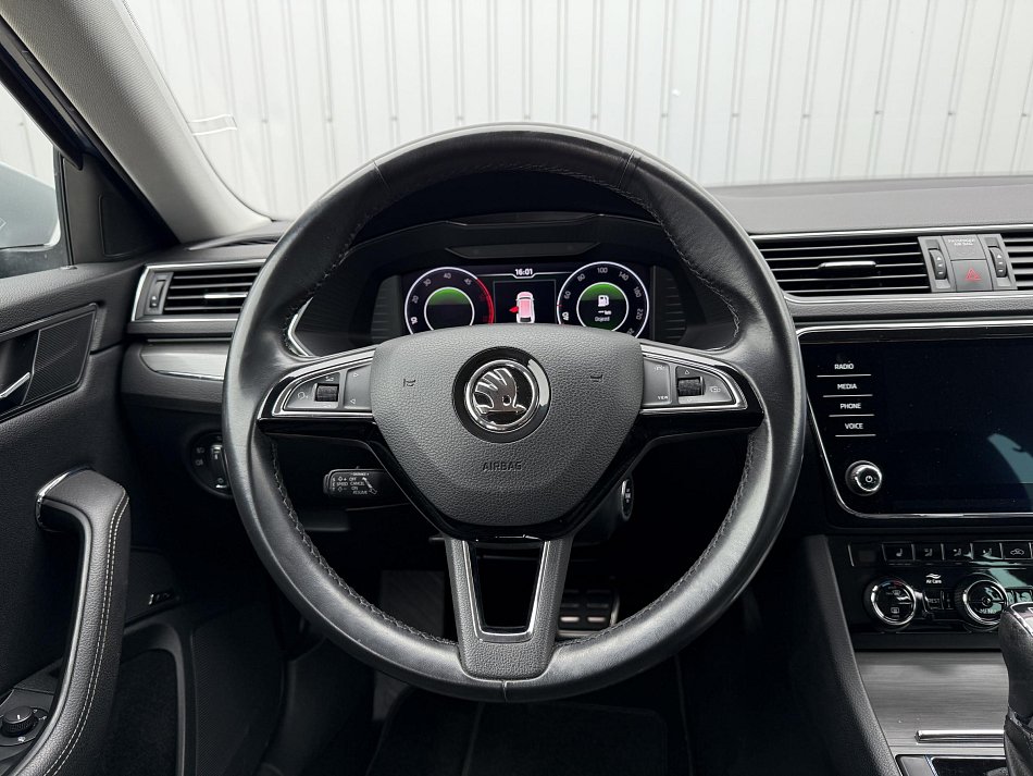 Škoda Superb III 2.0 TDi Scout
