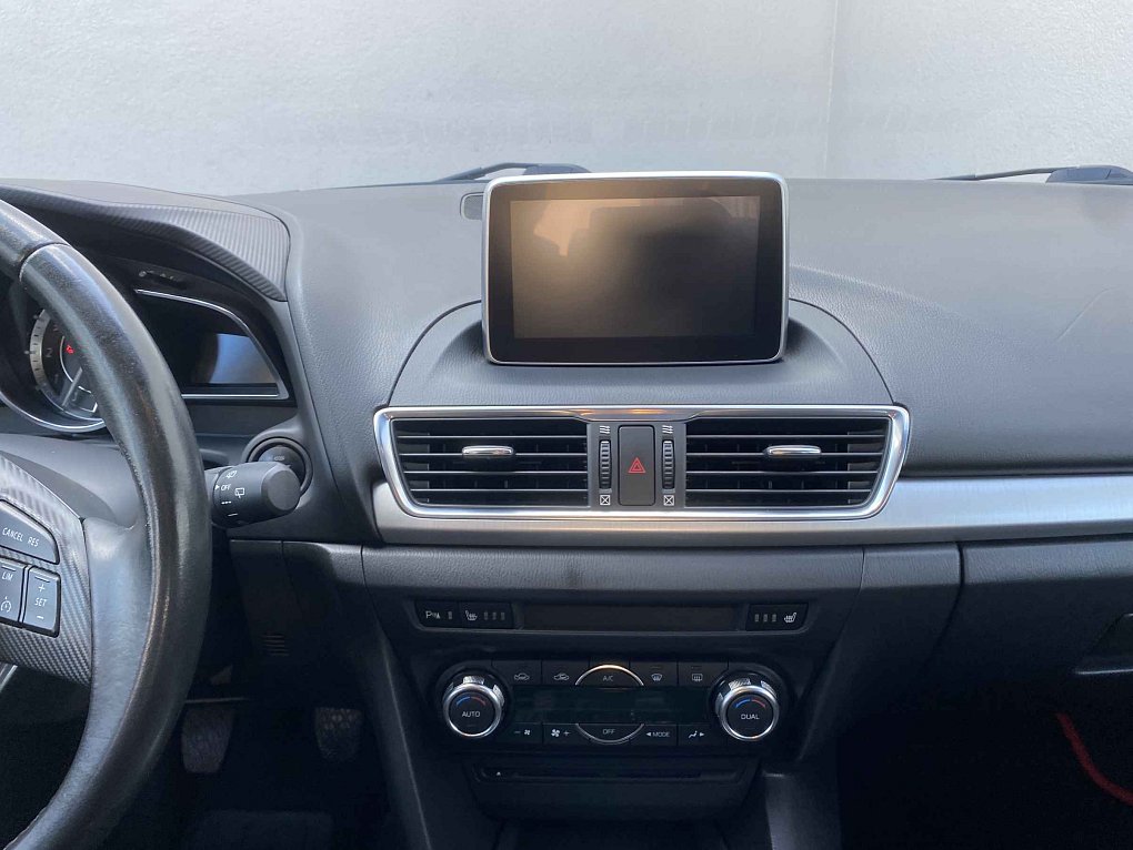 Mazda 3 2.0 i Sport