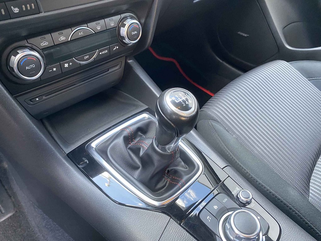 Mazda 3 2.0 i Sport