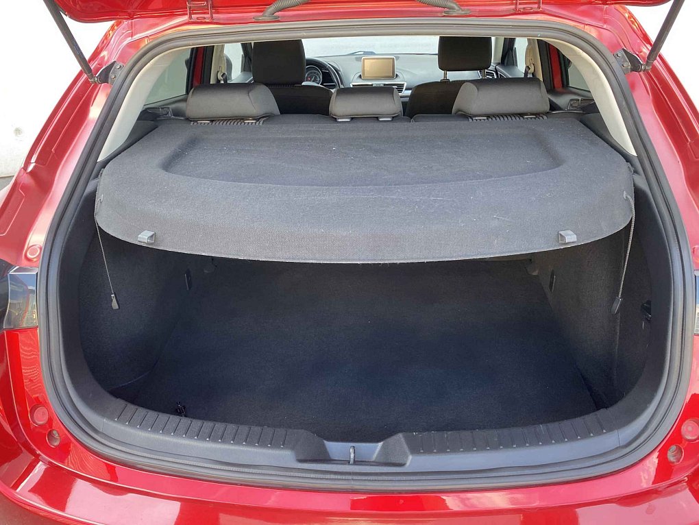 Mazda 3 2.0 i Sport