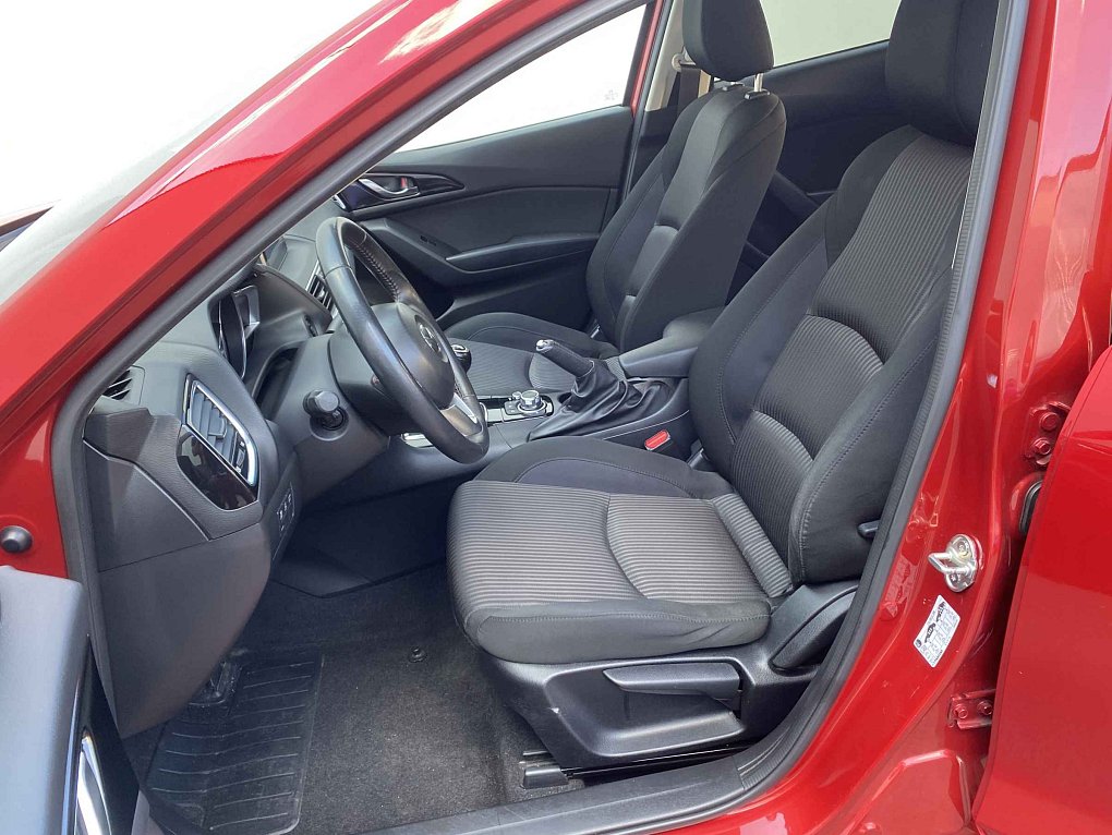 Mazda 3 2.0 i Sport