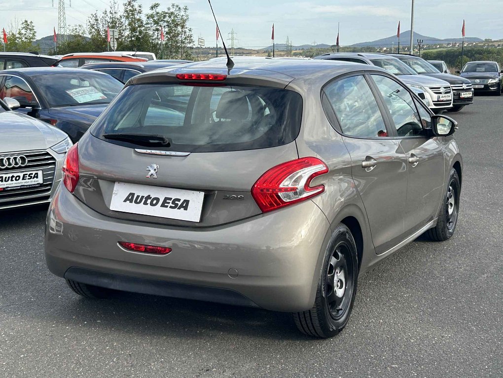 Peugeot 208 1.2 i Active