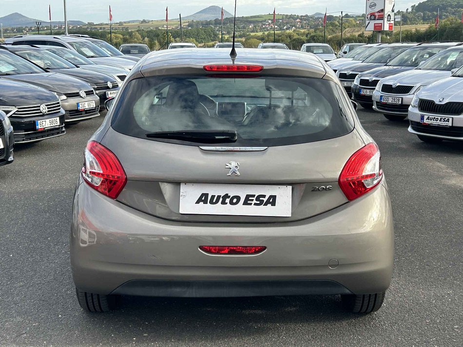 Peugeot 208 1.2 i Active