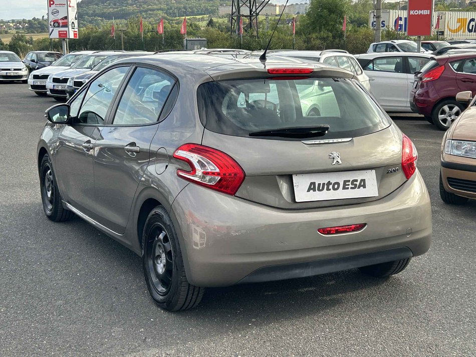 Peugeot 208 1.2 i Active