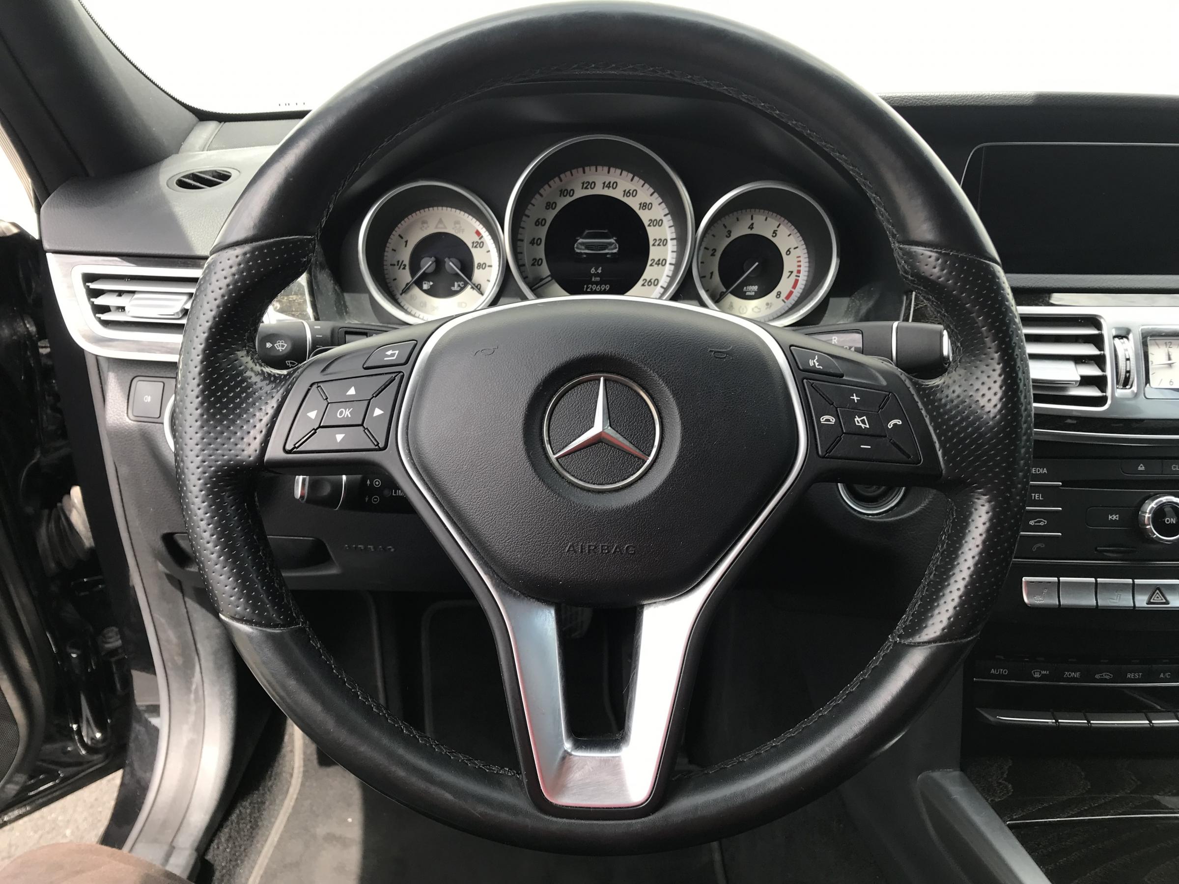 Mercedes-Benz Třída E, 2015 - pohled č. 14
