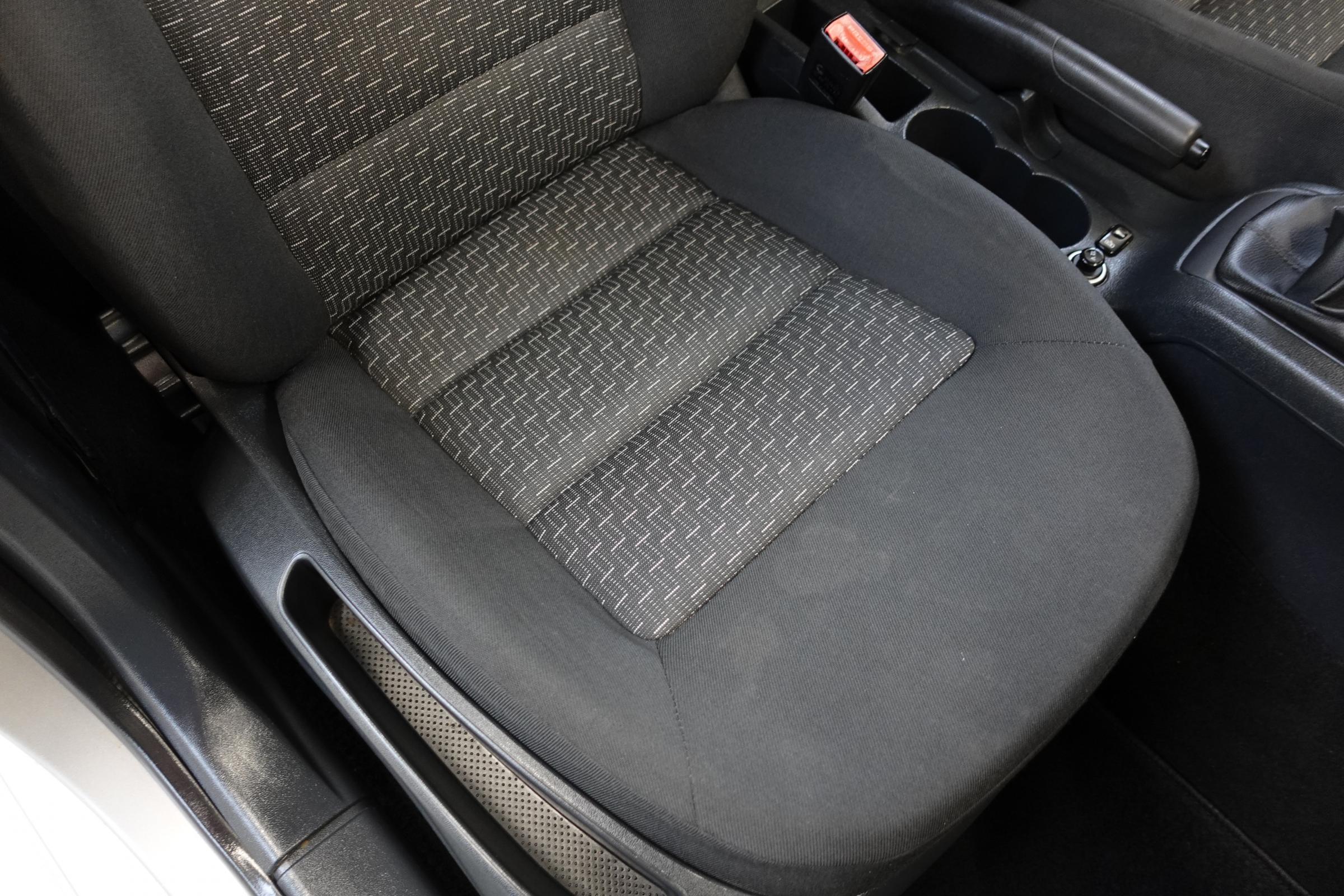 Škoda Octavia II, 2012 - pohled č. 11