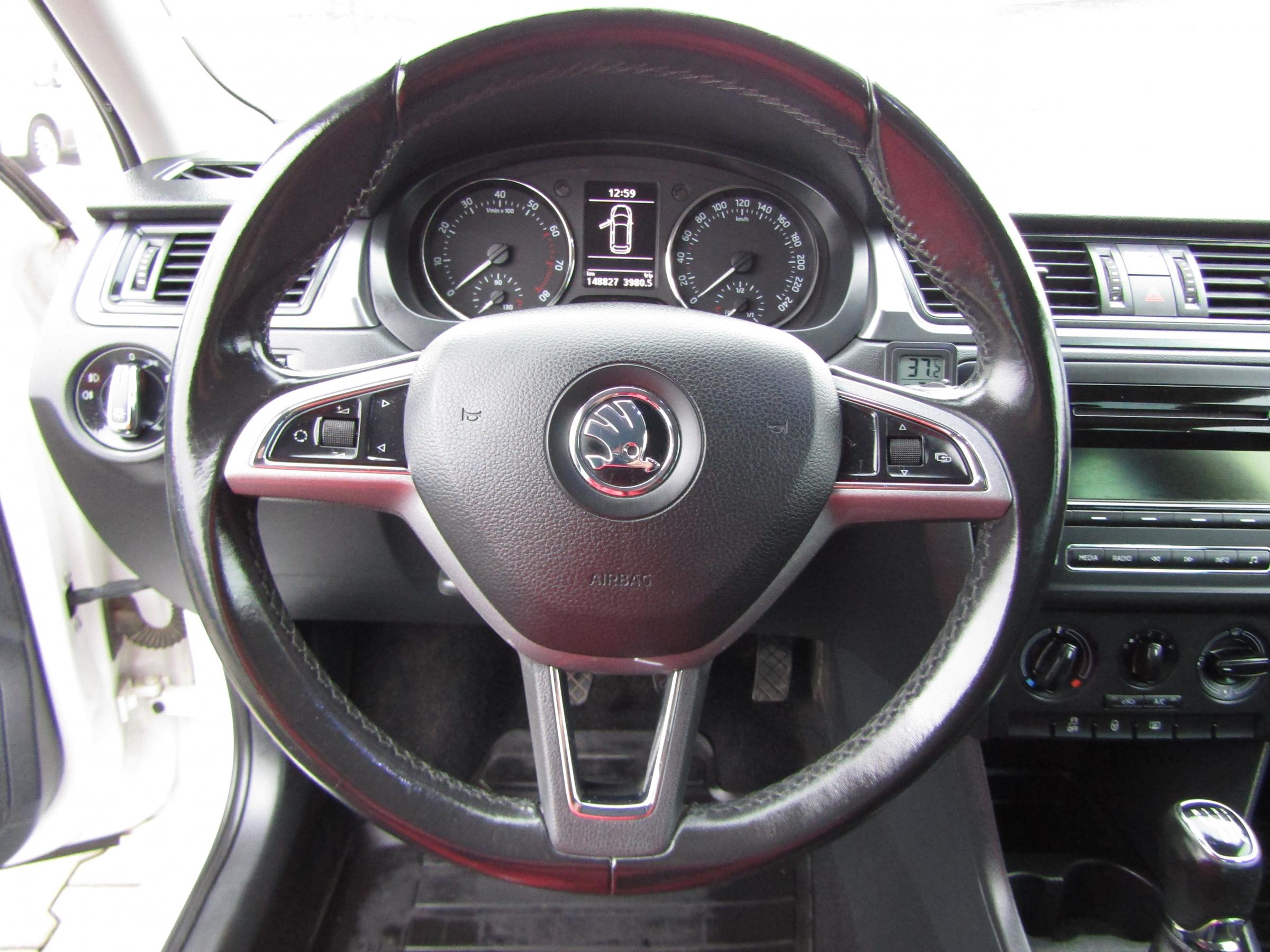 Škoda Rapid, 2015 - pohled č. 15