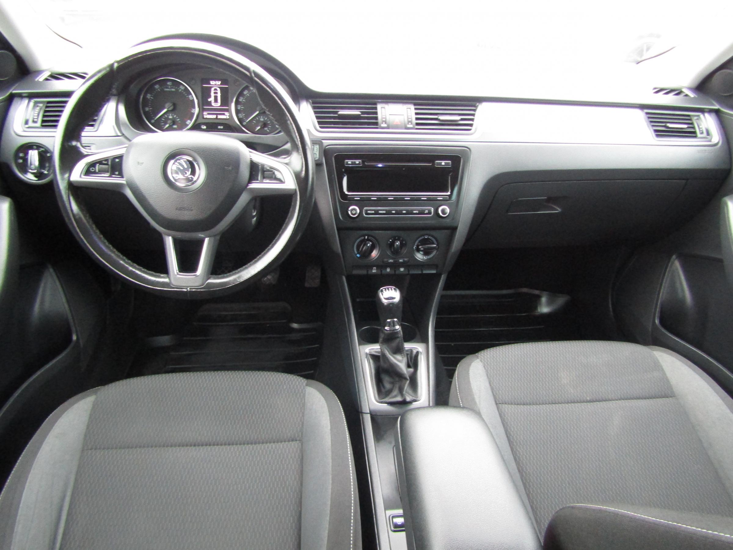 Škoda Rapid, 2015 - pohled č. 8