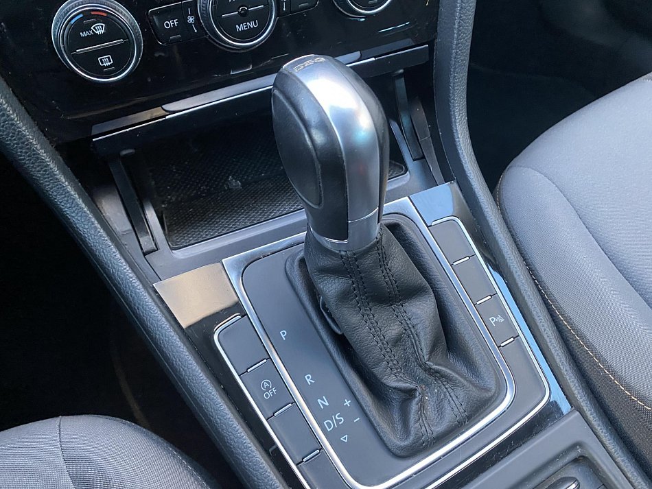 Volkswagen Golf 1.4TSI 