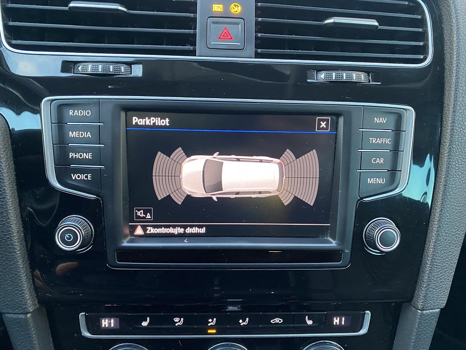 Volkswagen Golf 1.4TSI 