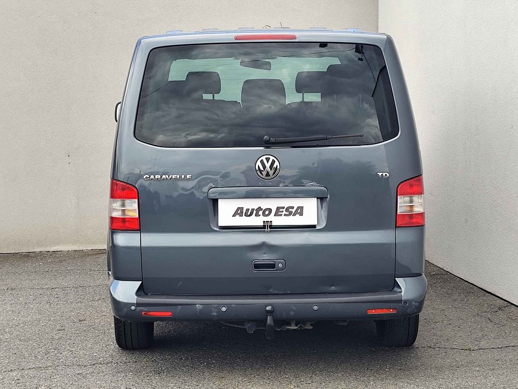 Volkswagen Caravelle 2.5TDi  8míst