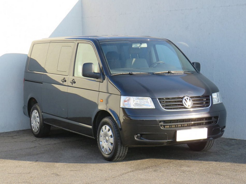 Volkswagen Caravelle 2.5d 