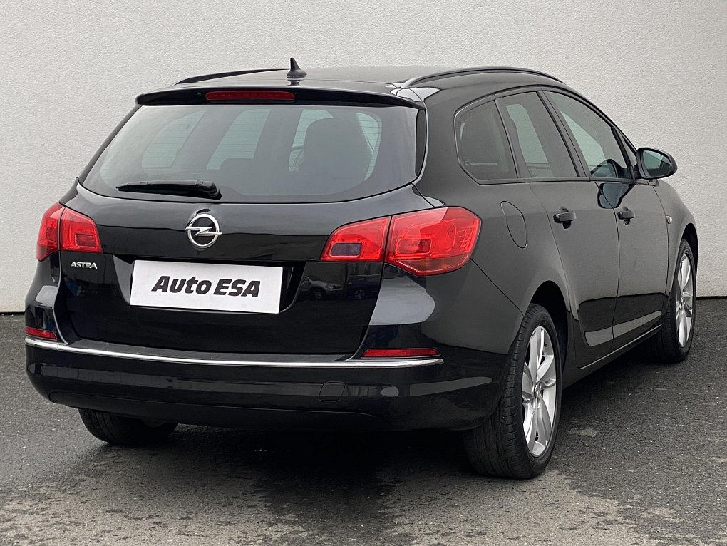 Opel Astra 1.4 T Edition
