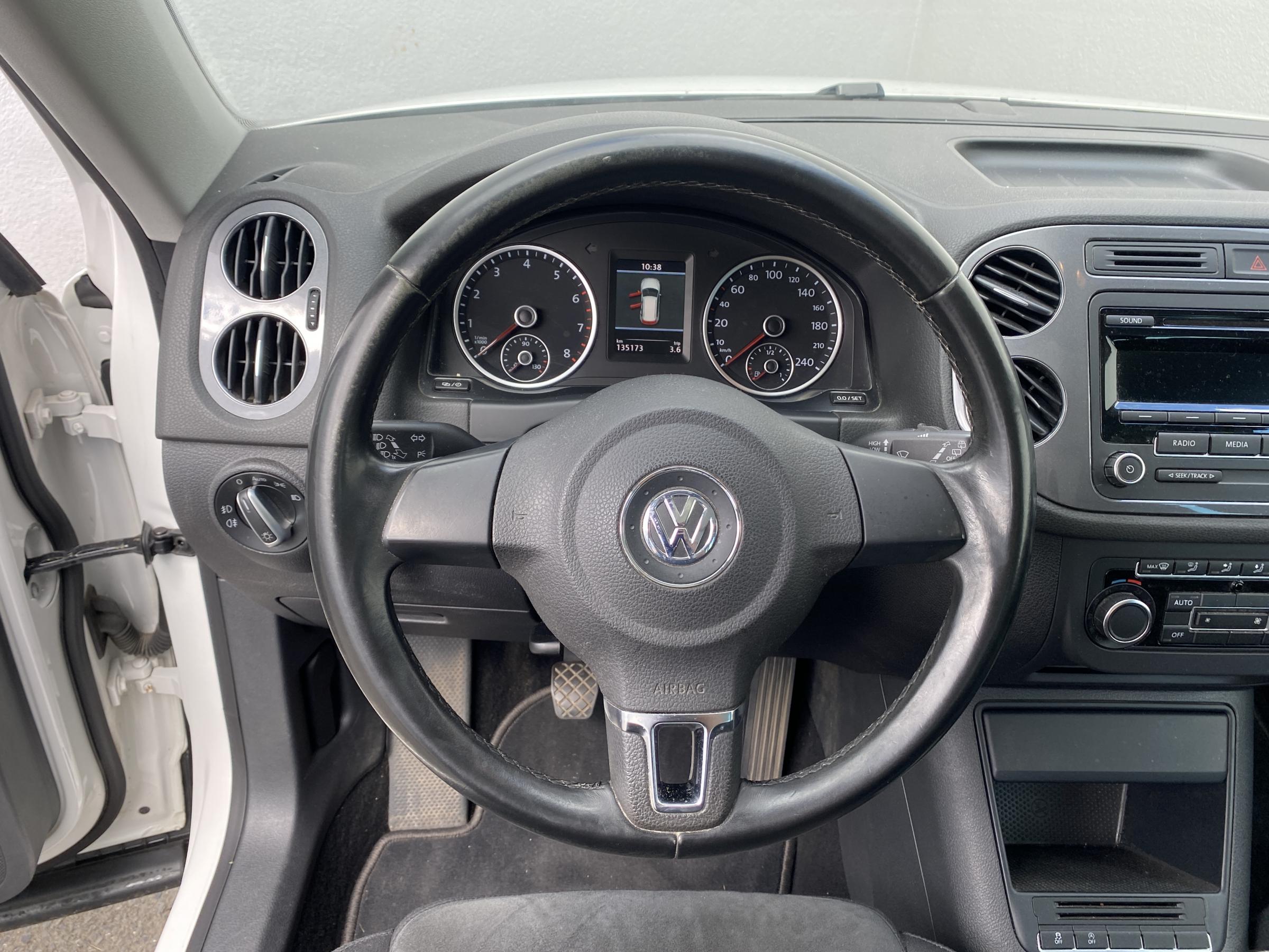 Volkswagen Tiguan, 2012 - pohled č. 9