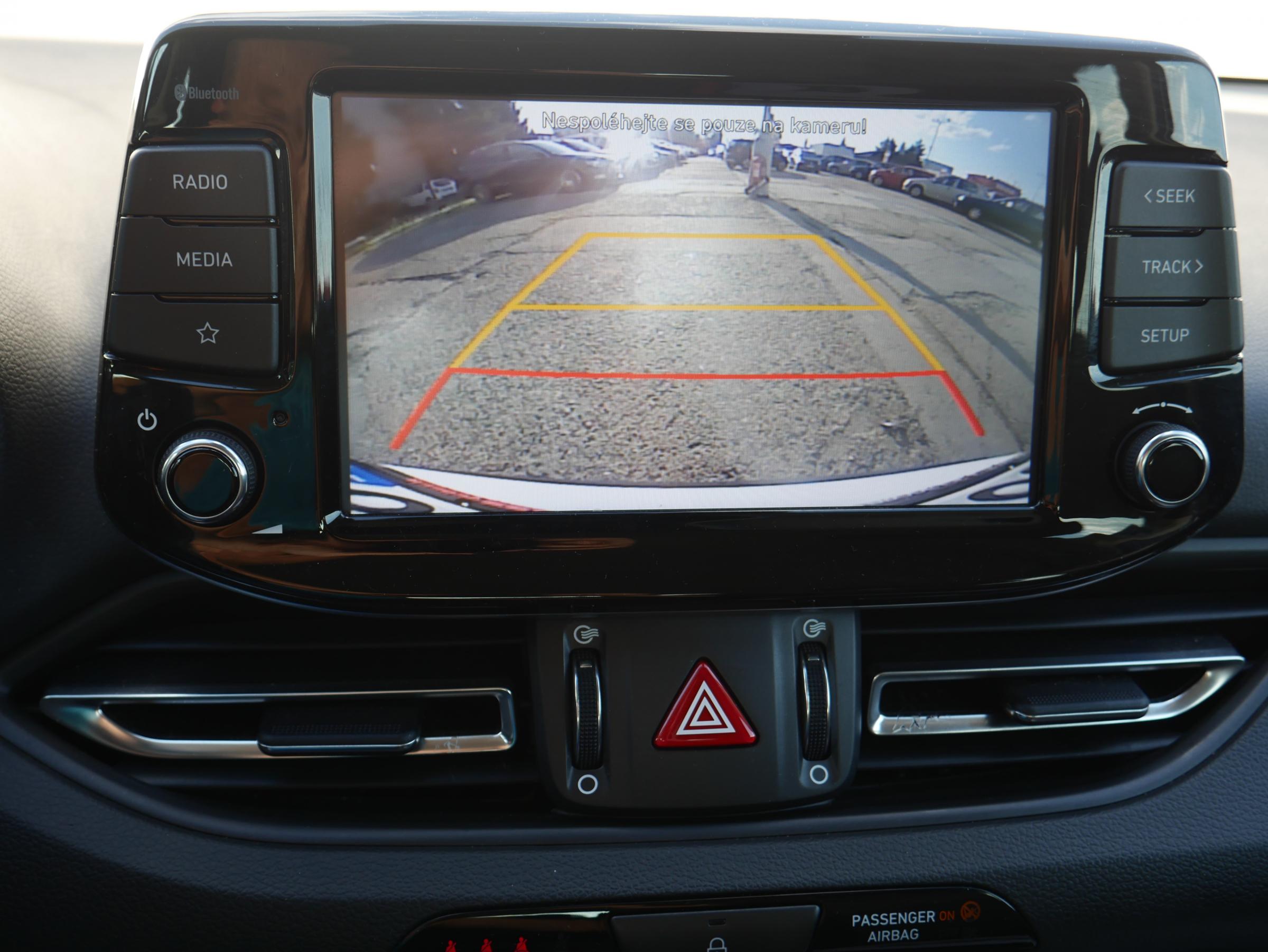 Hyundai i30, 2021 - pohled č. 10