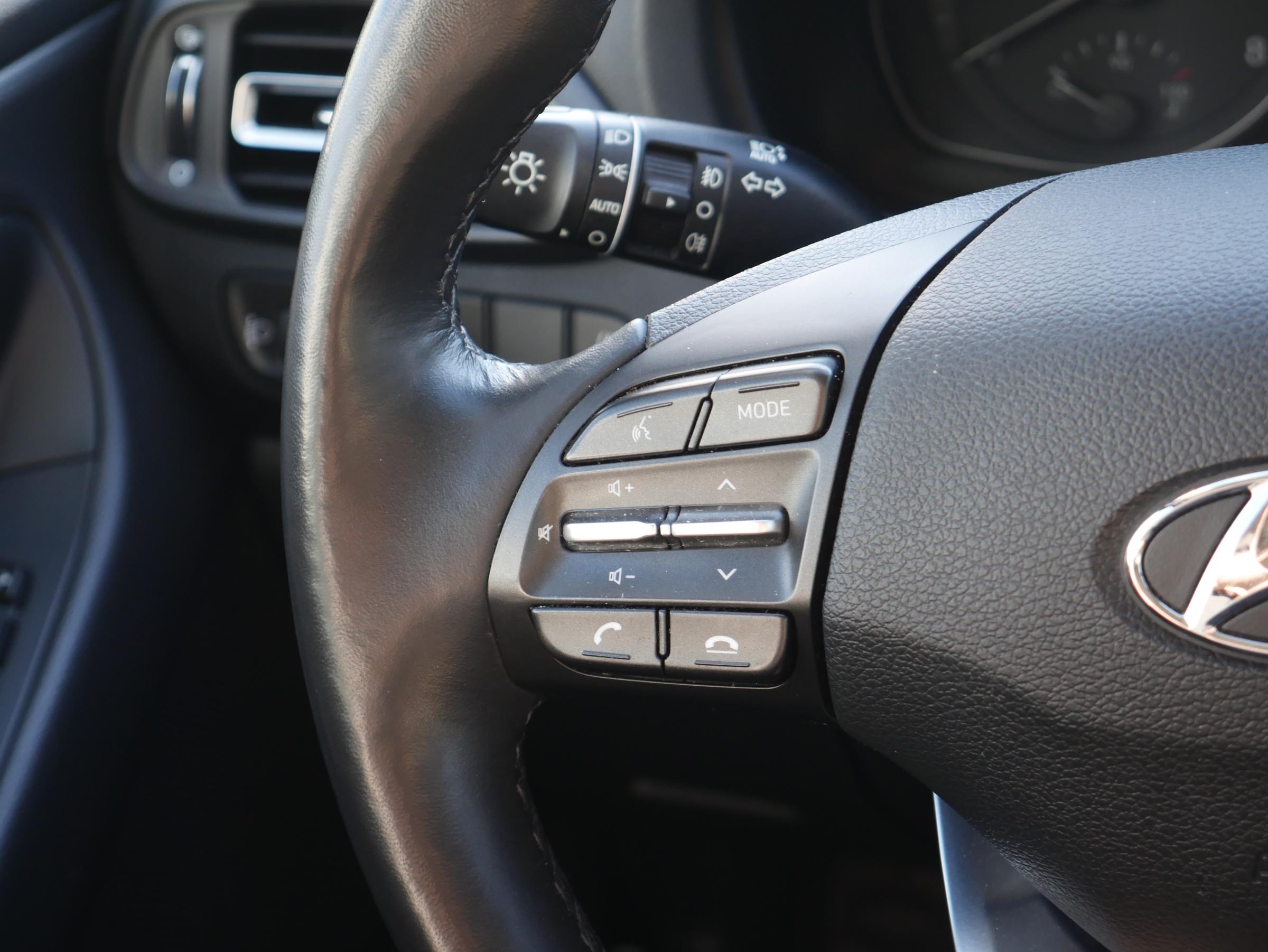 Hyundai i30, 2021 - pohled č. 12