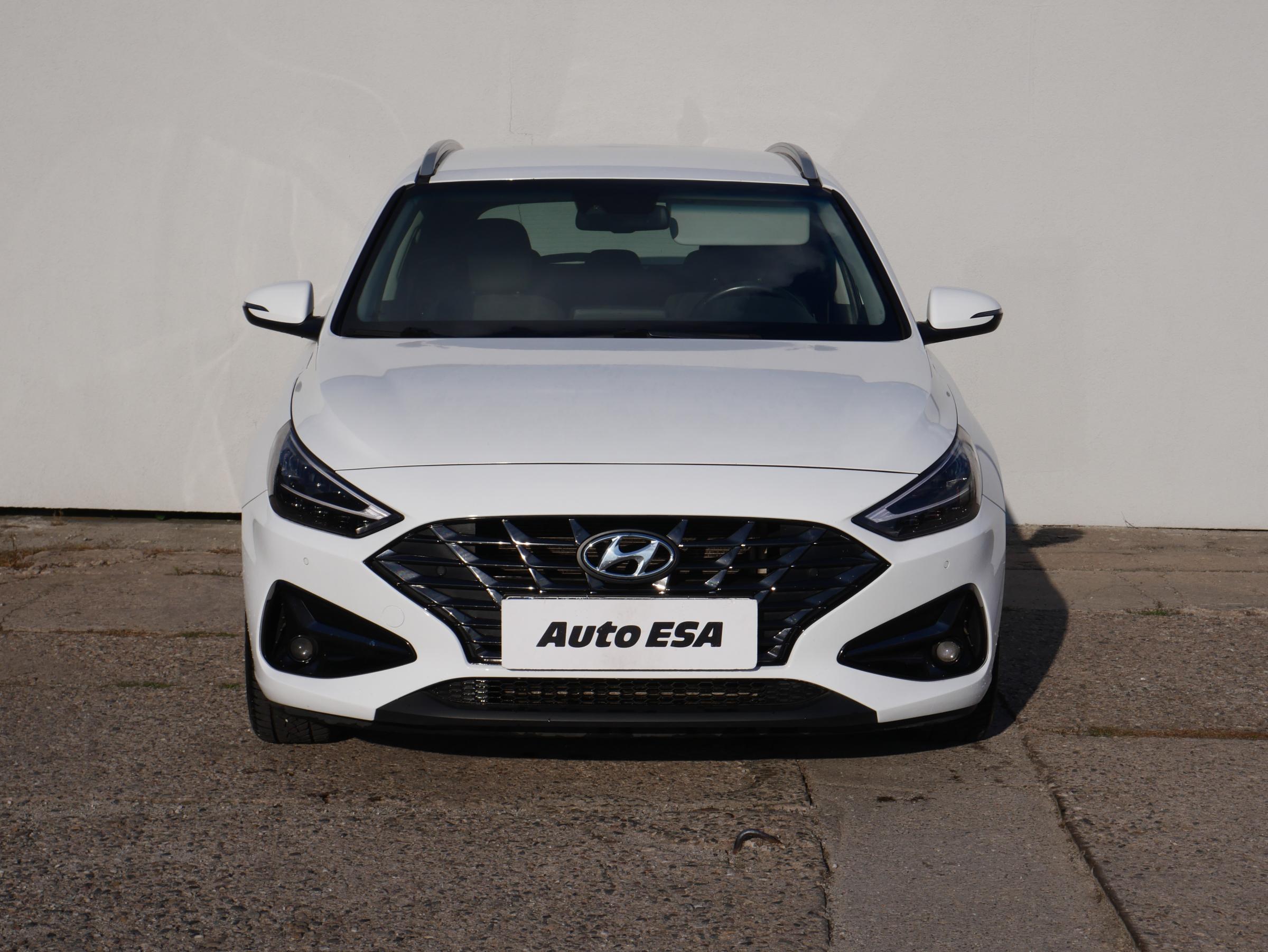Hyundai i30, 2021 - pohled č. 2
