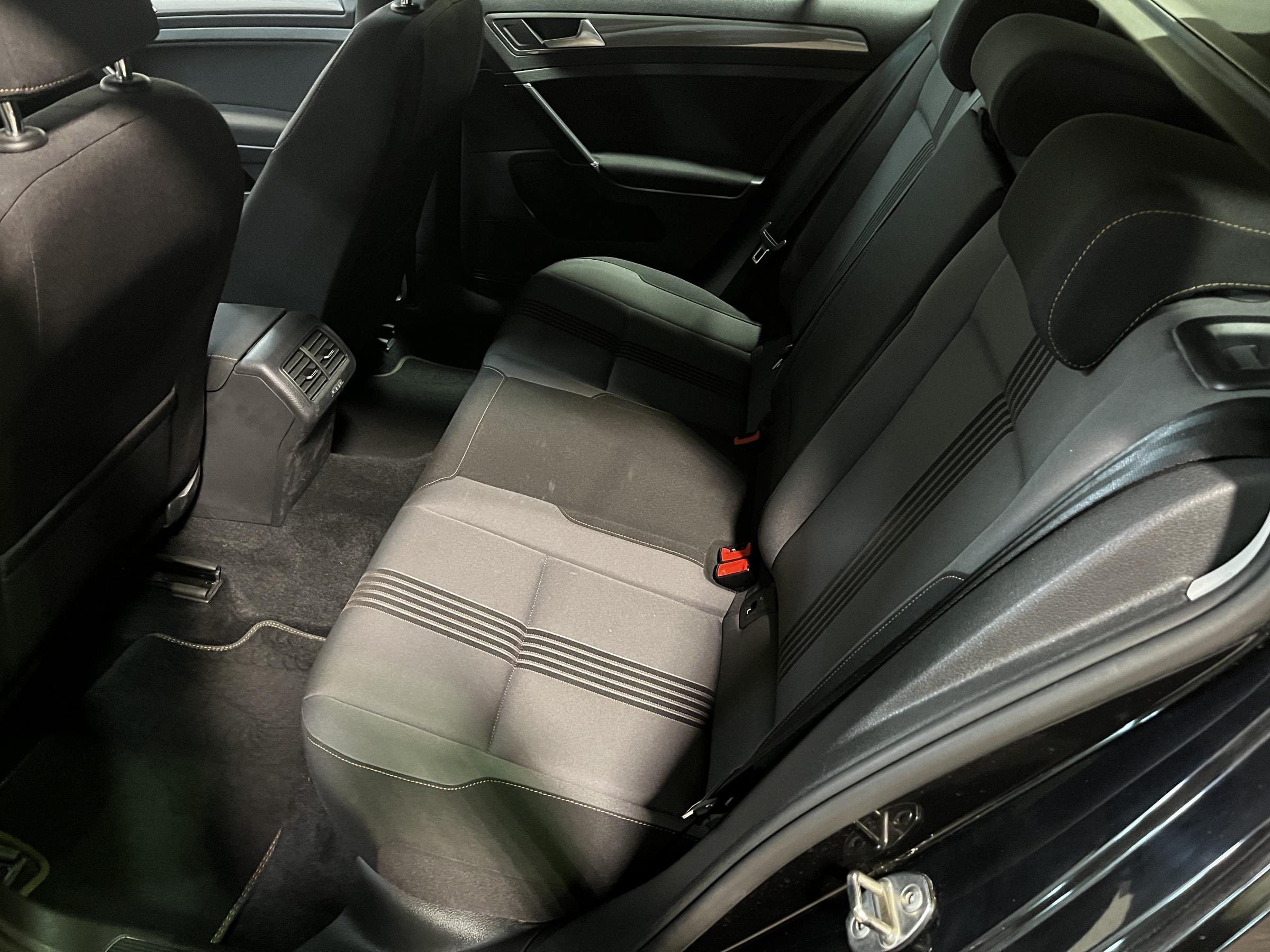 Volkswagen Golf, 2016 - pohled č. 10