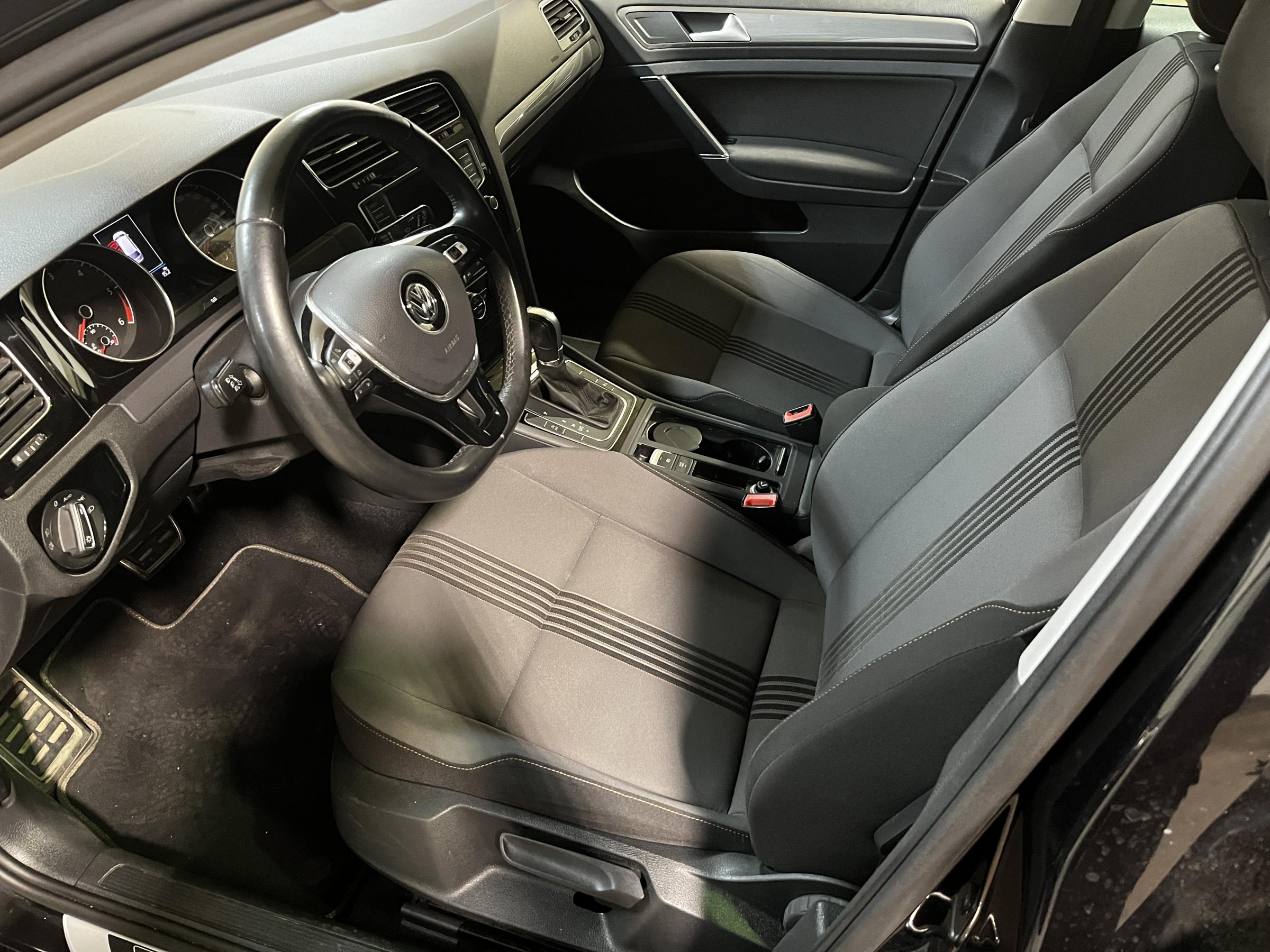 Volkswagen Golf, 2016 - pohled č. 9