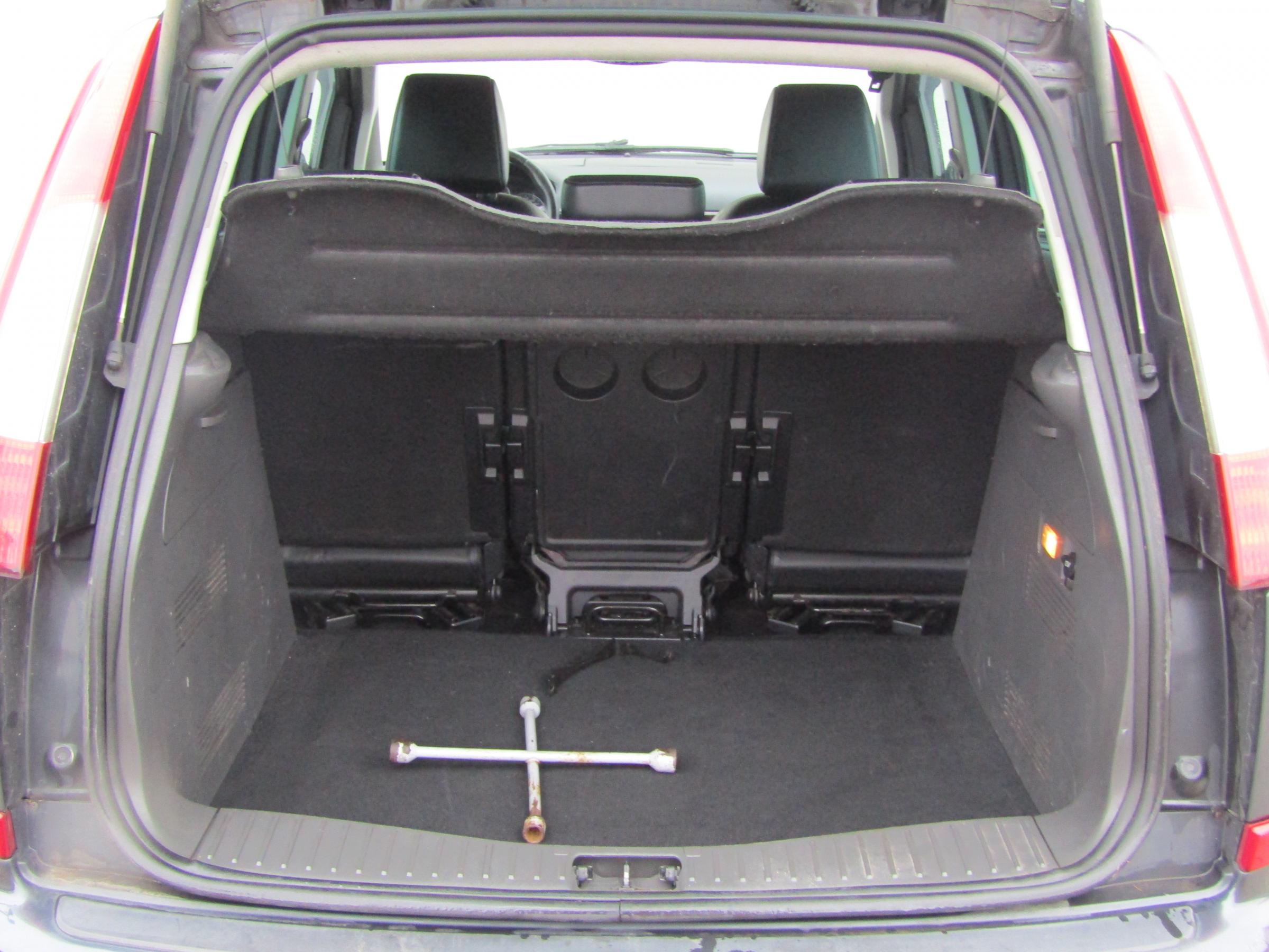 Ford C-MAX, 2006 - pohled č. 7