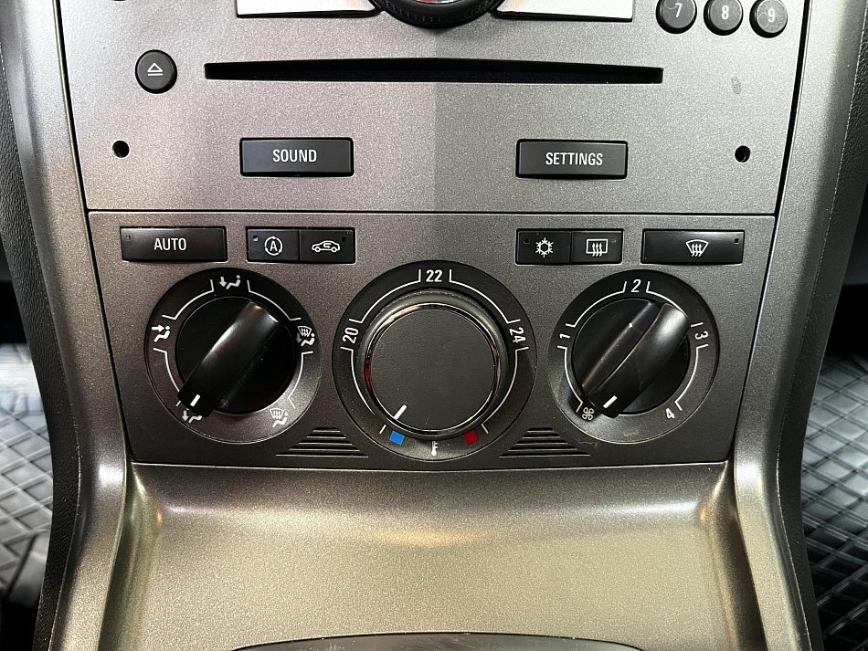 Opel Antara 3.2 V6  4x4