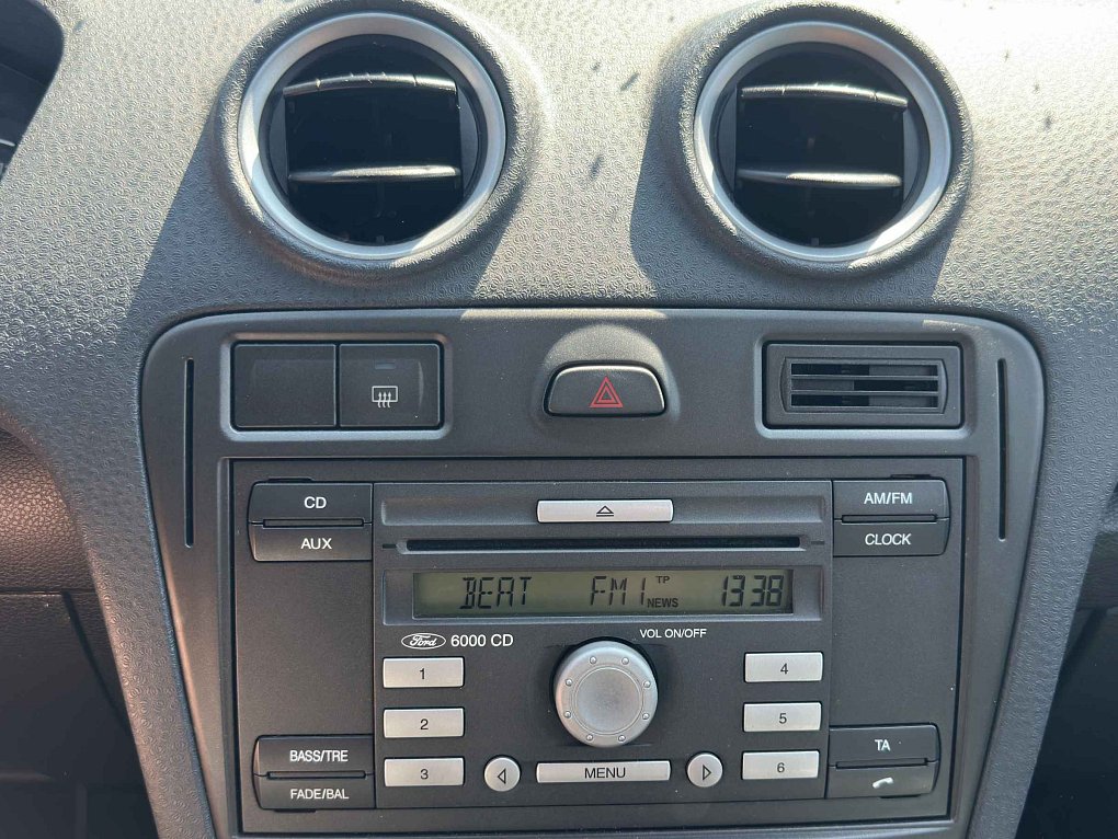 Ford Fusion 1.4i 