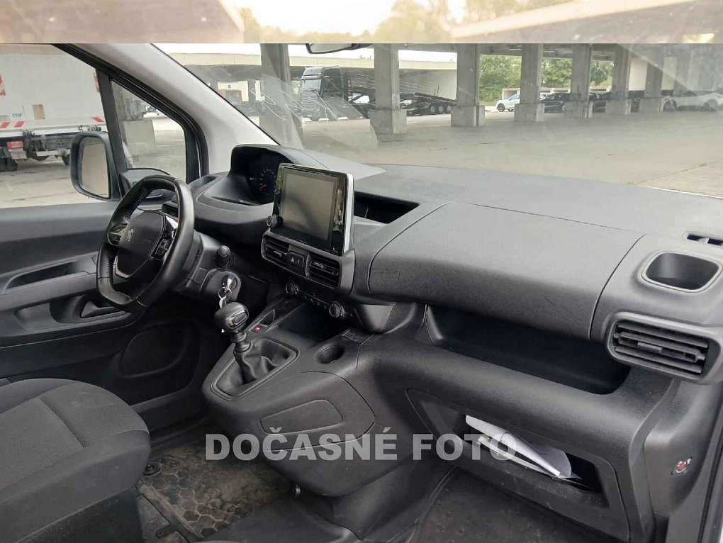 Peugeot Partner 1.5HDi Premium MAXi DÍLNA