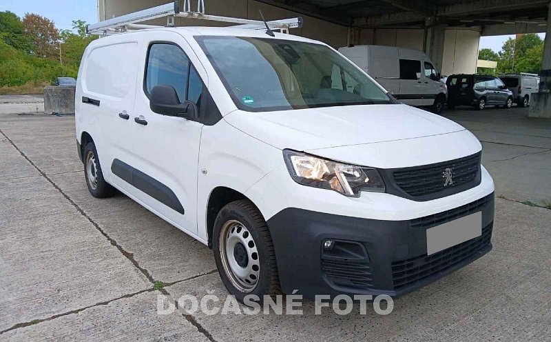 Peugeot Partner 1.5HDi Premium MAXi DÍLNA