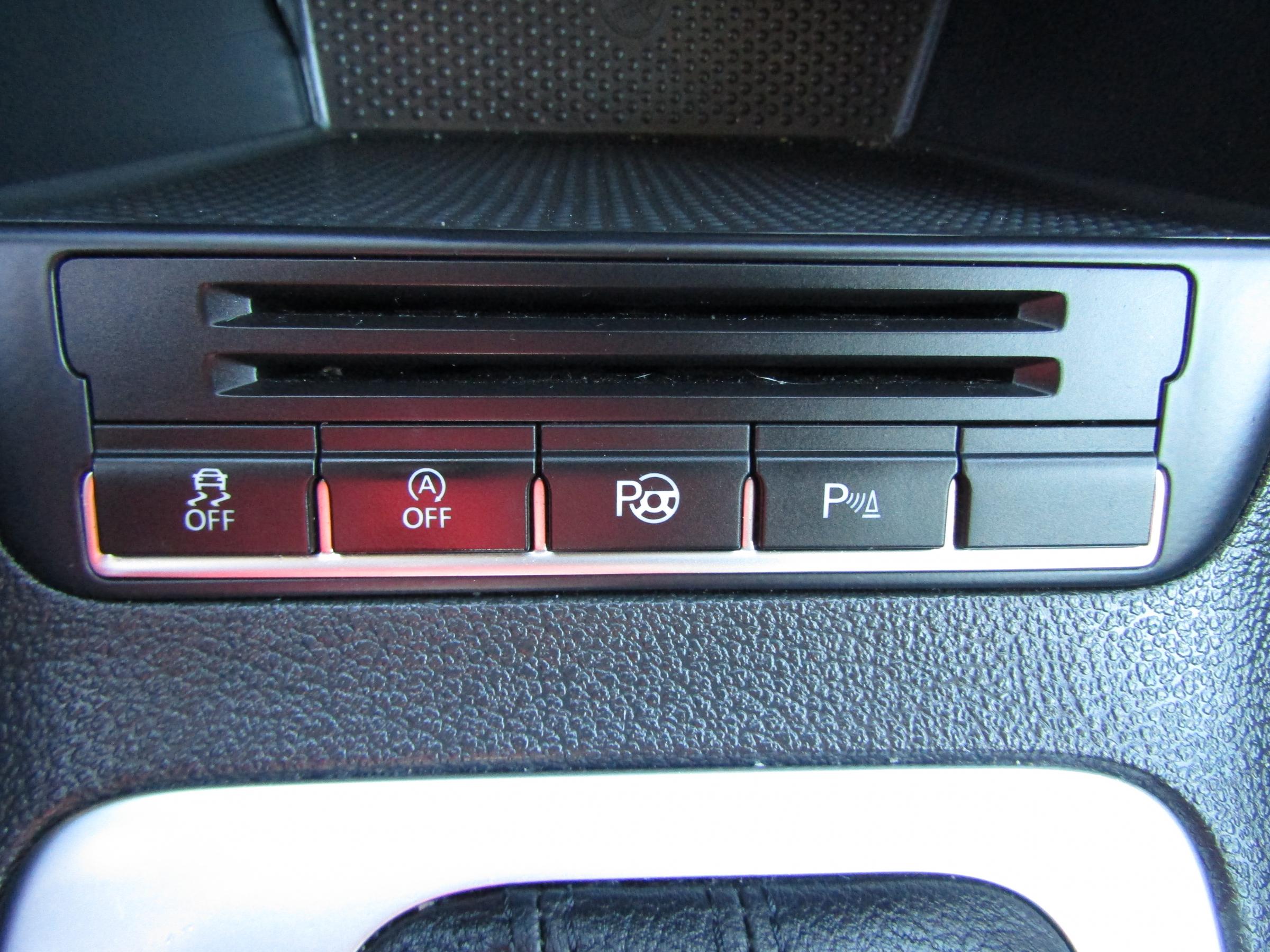 Volkswagen Tiguan, 2013 - pohled č. 16