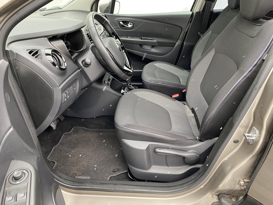 Renault Captur 1.2TCe Zen