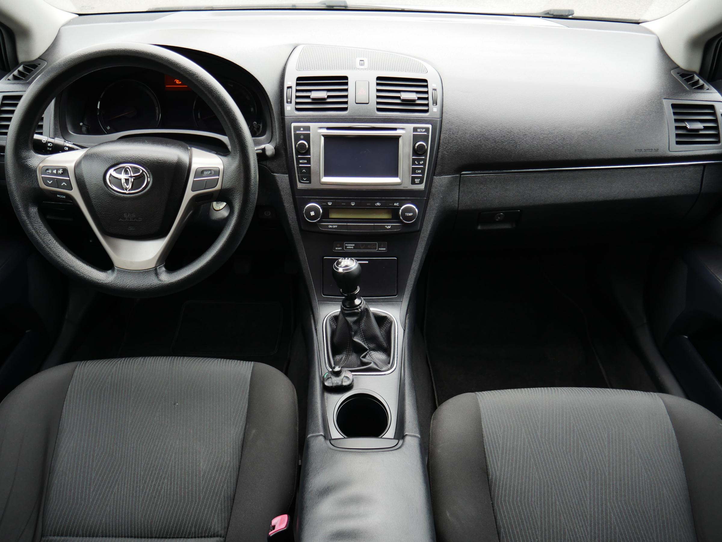 Toyota Avensis, 2010 - pohled č. 8