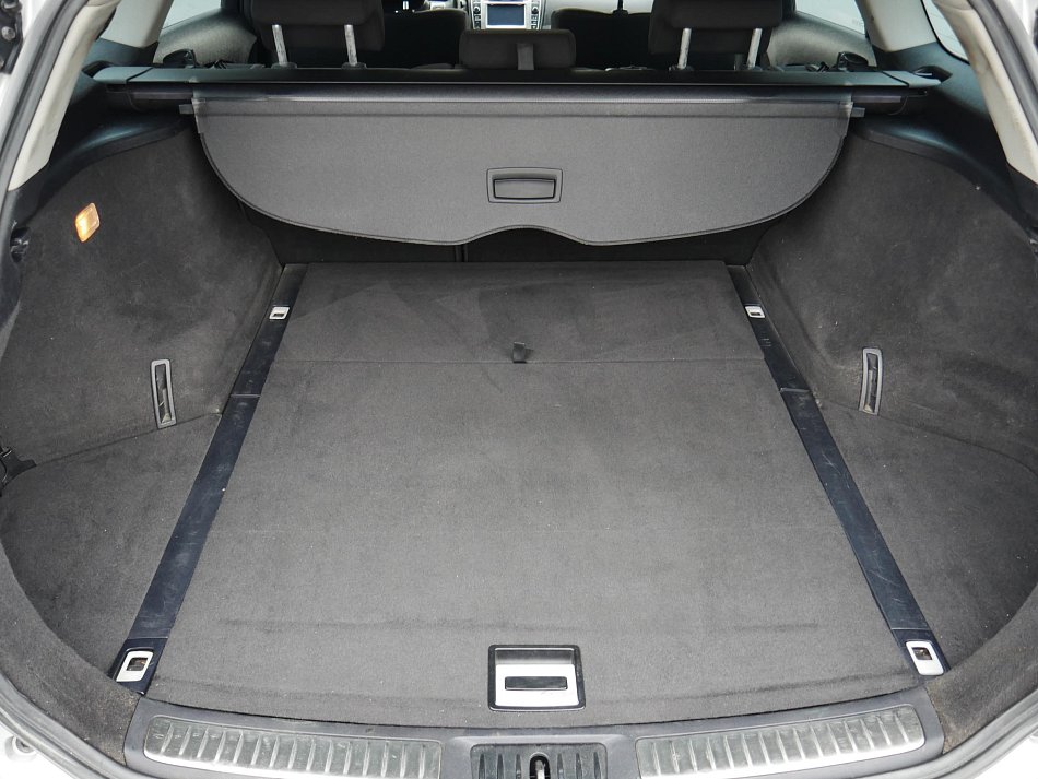 Toyota Avensis 2.0D-4D 