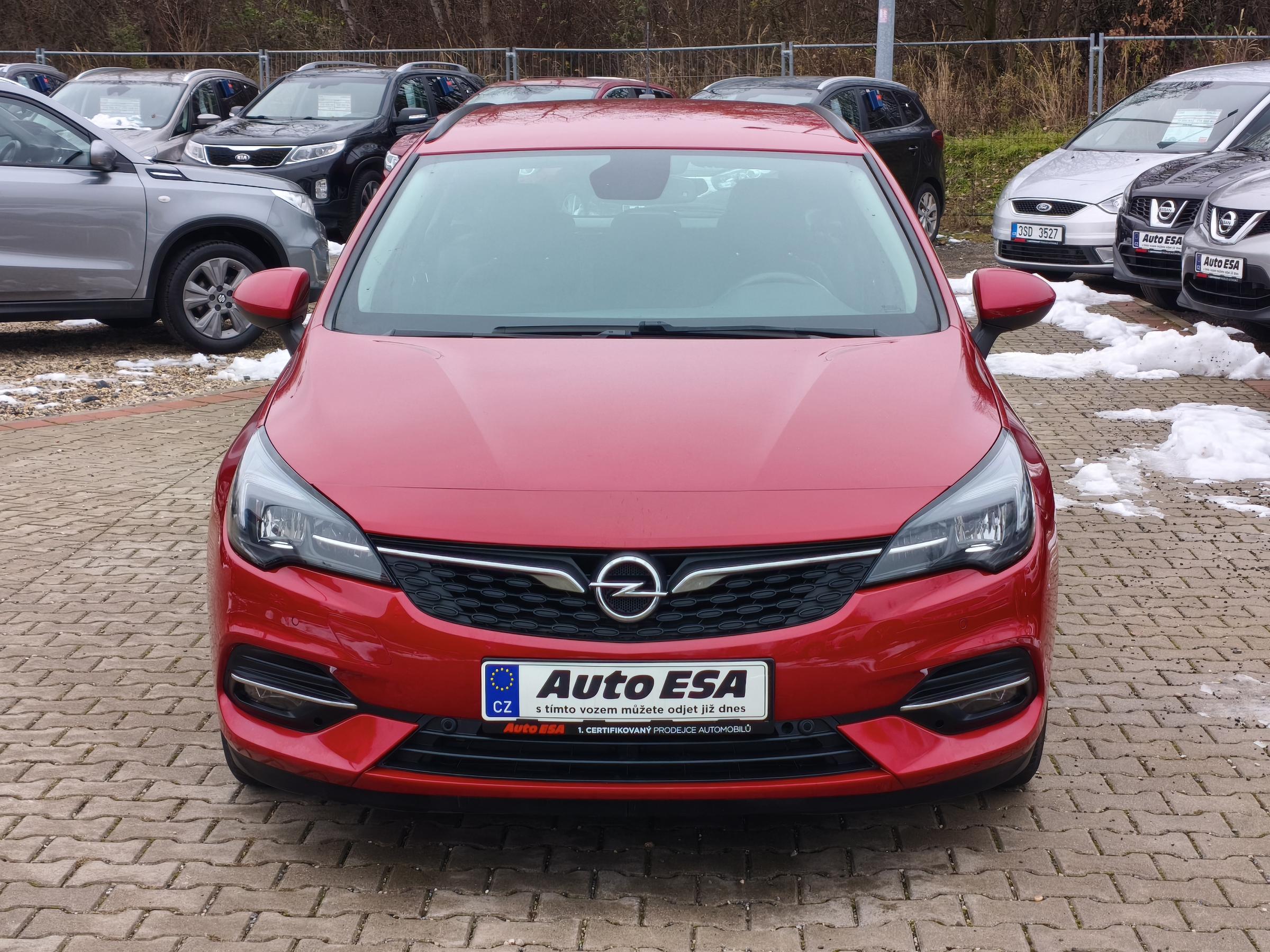 Opel Astra, 2020 - pohled č. 2