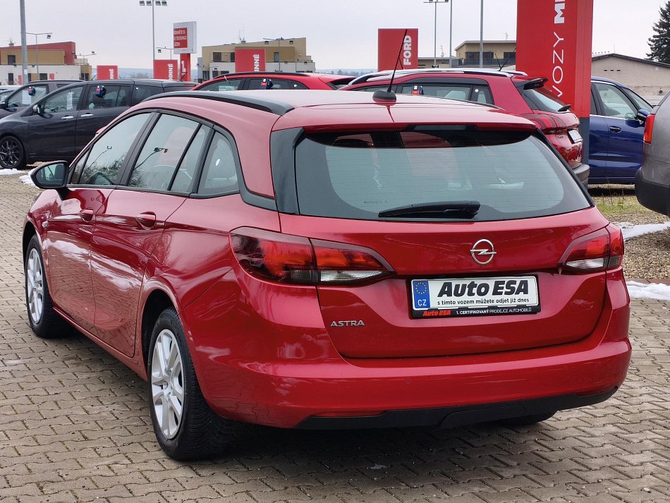 Opel Astra 1.2 Turbo Edition