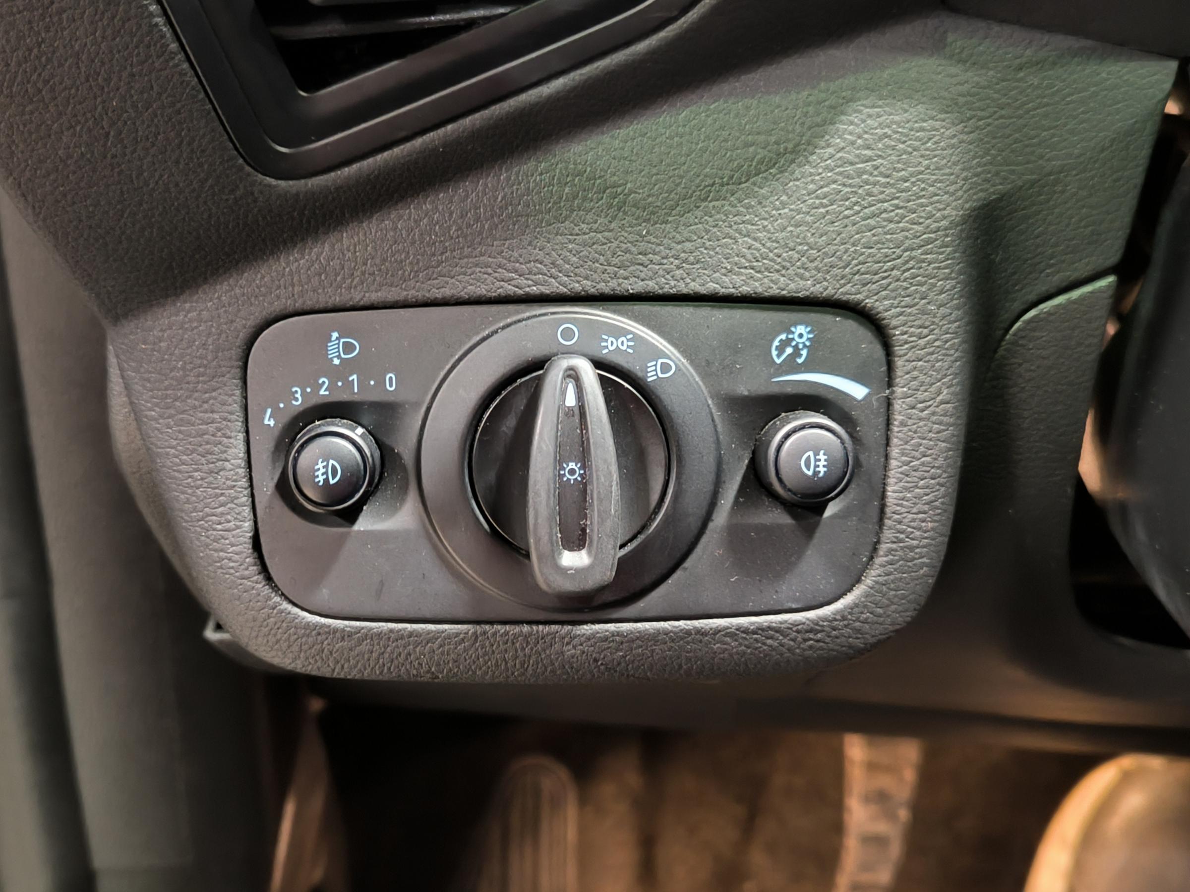 Ford Kuga, 2018 - pohled č. 16