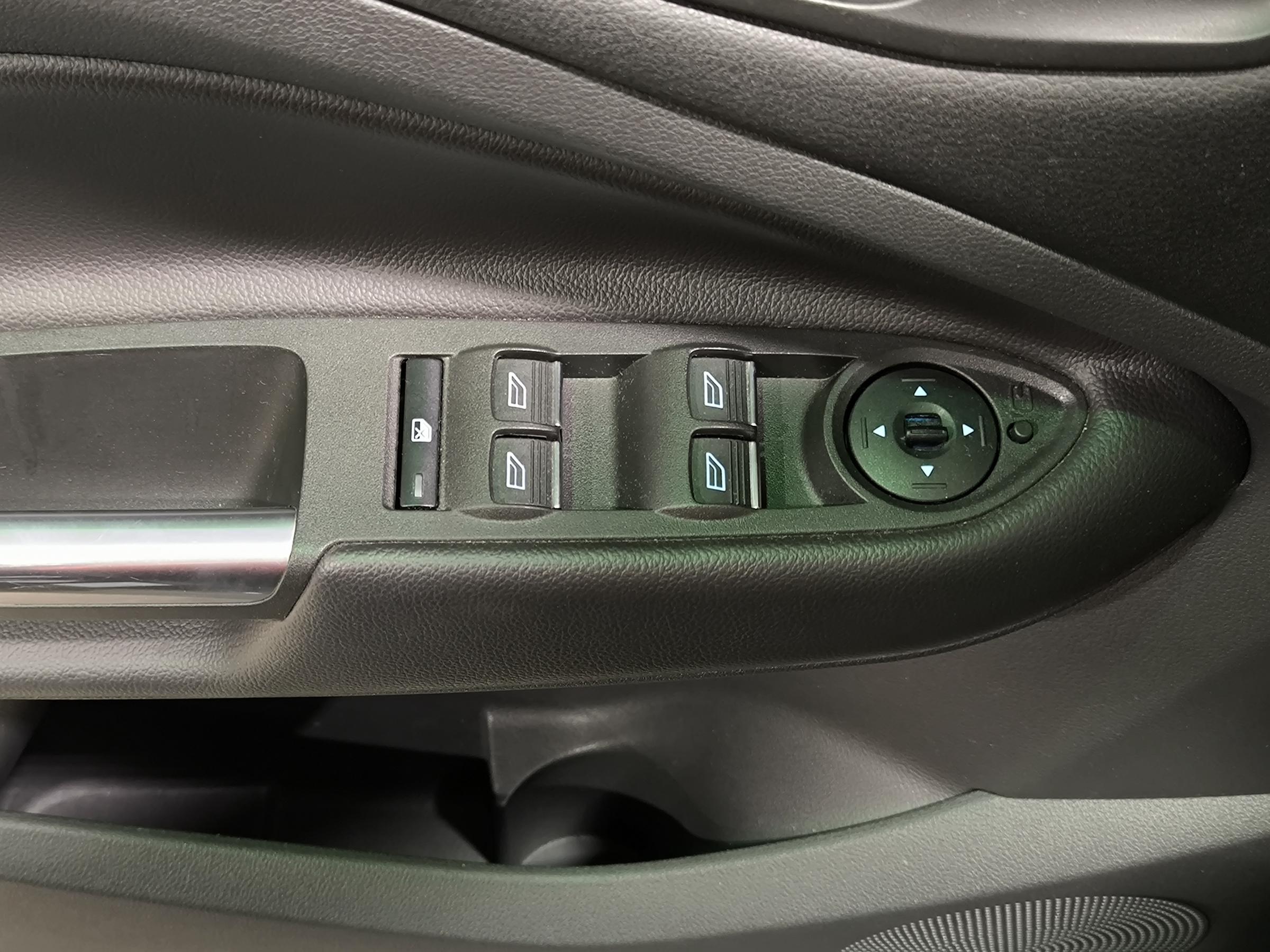 Ford Kuga, 2018 - pohled č. 17