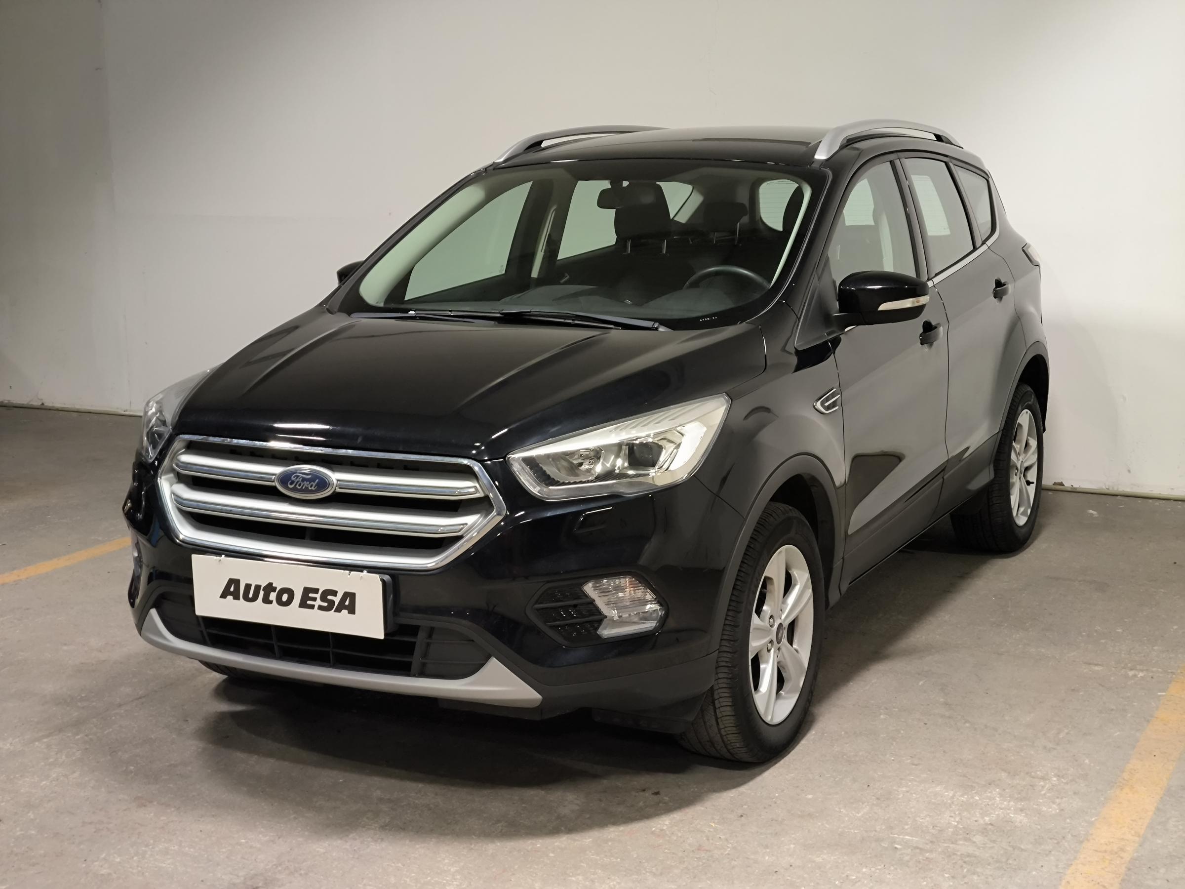 Ford Kuga, 2018 - pohled č. 3