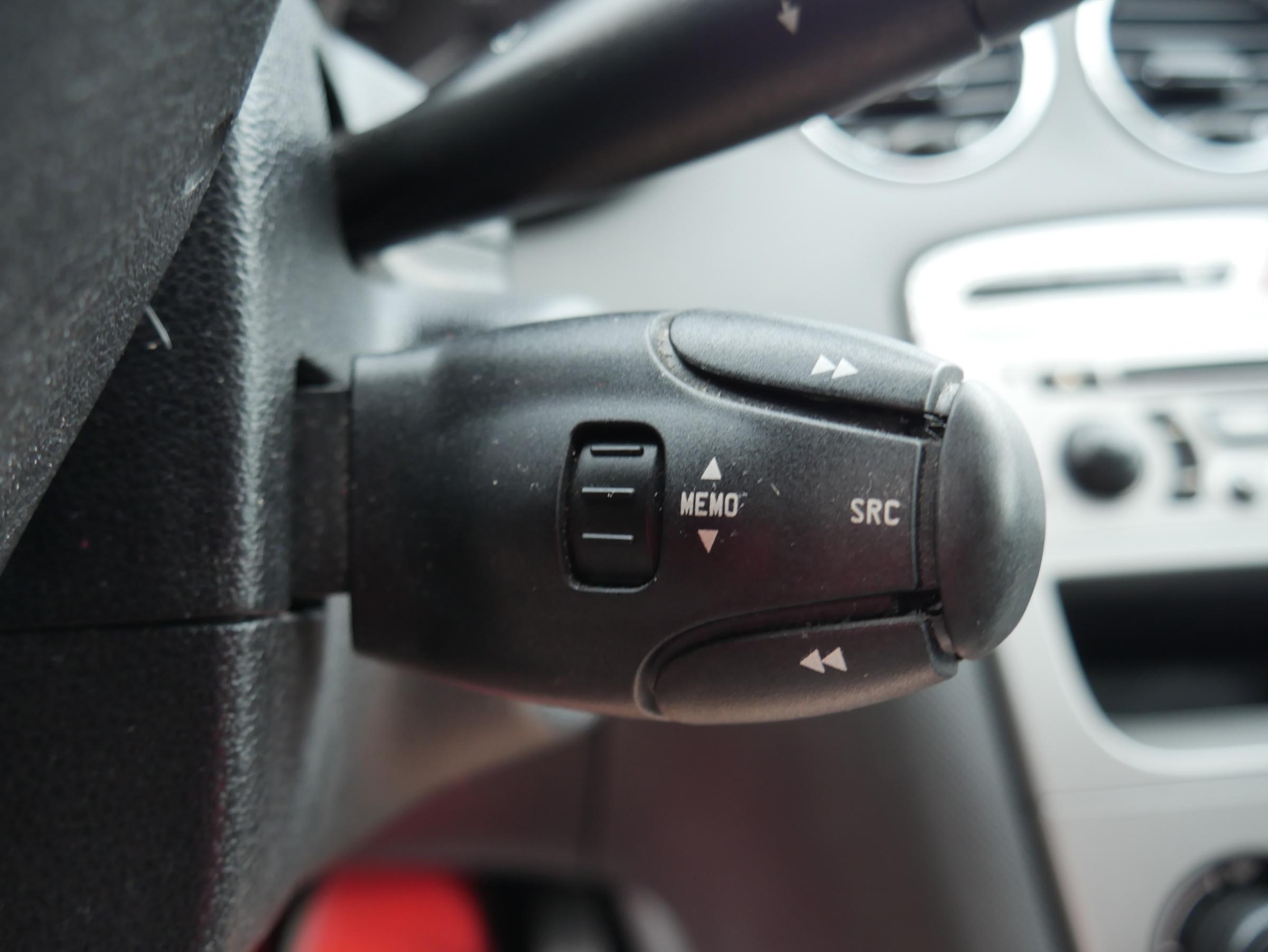 Peugeot 308, 2013 - pohled č. 13