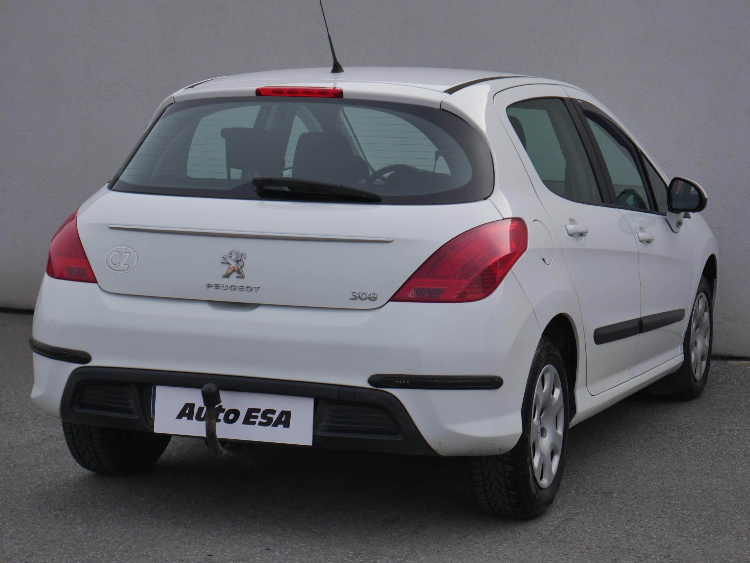 Peugeot 308, 2013 - pohled č. 4
