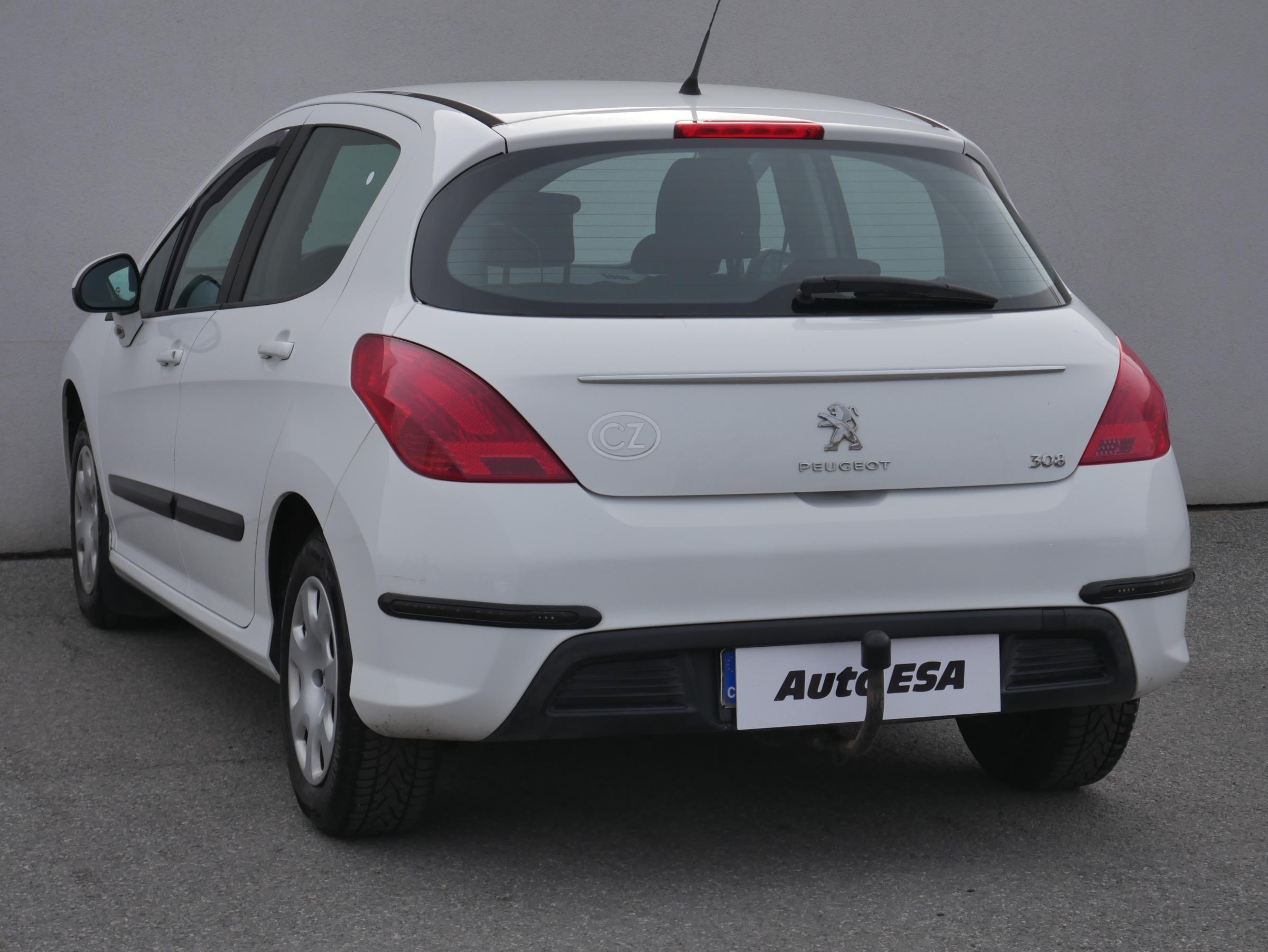 Peugeot 308, 2013 - pohled č. 6