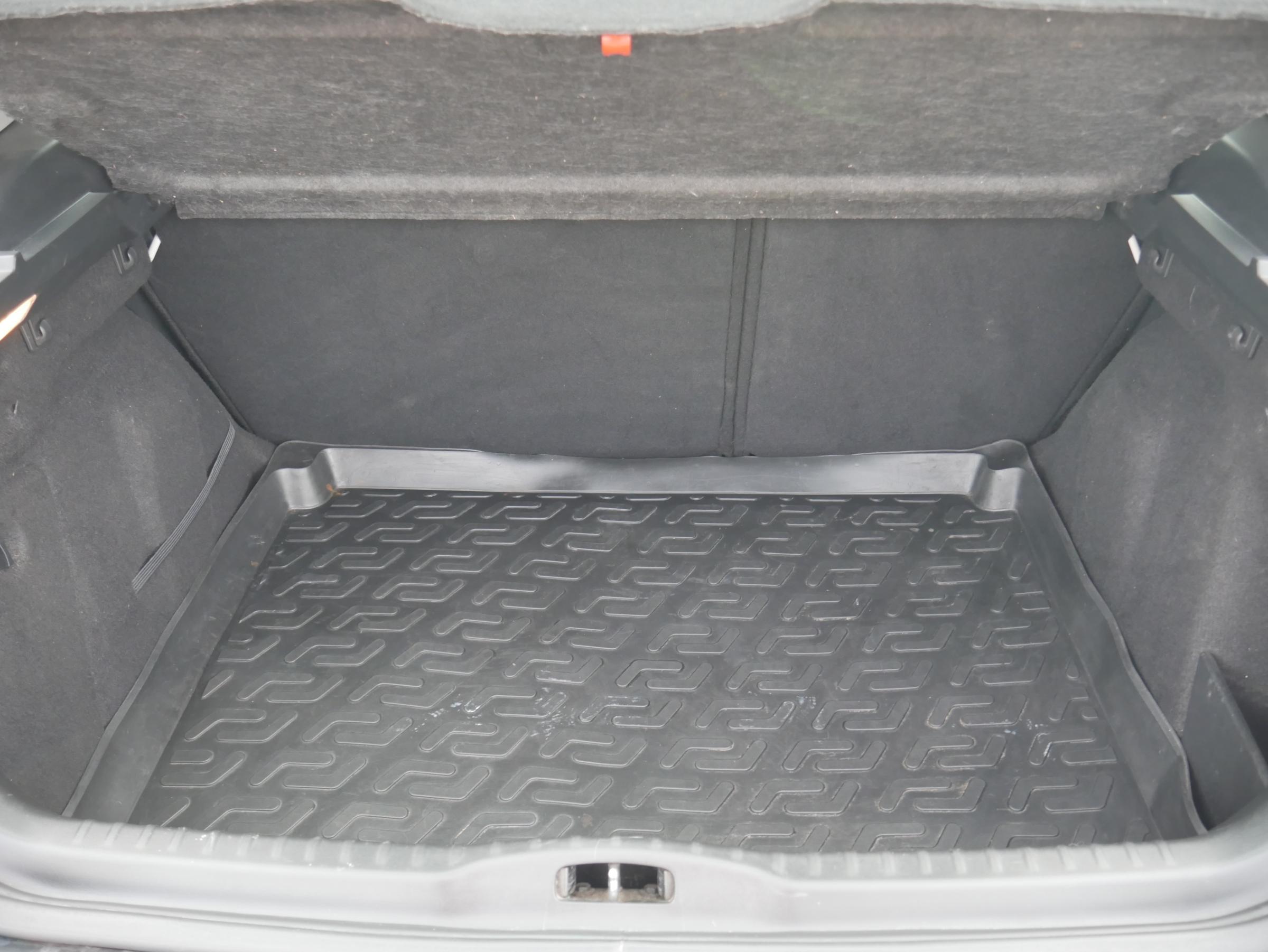 Peugeot 308, 2013 - pohled č. 7